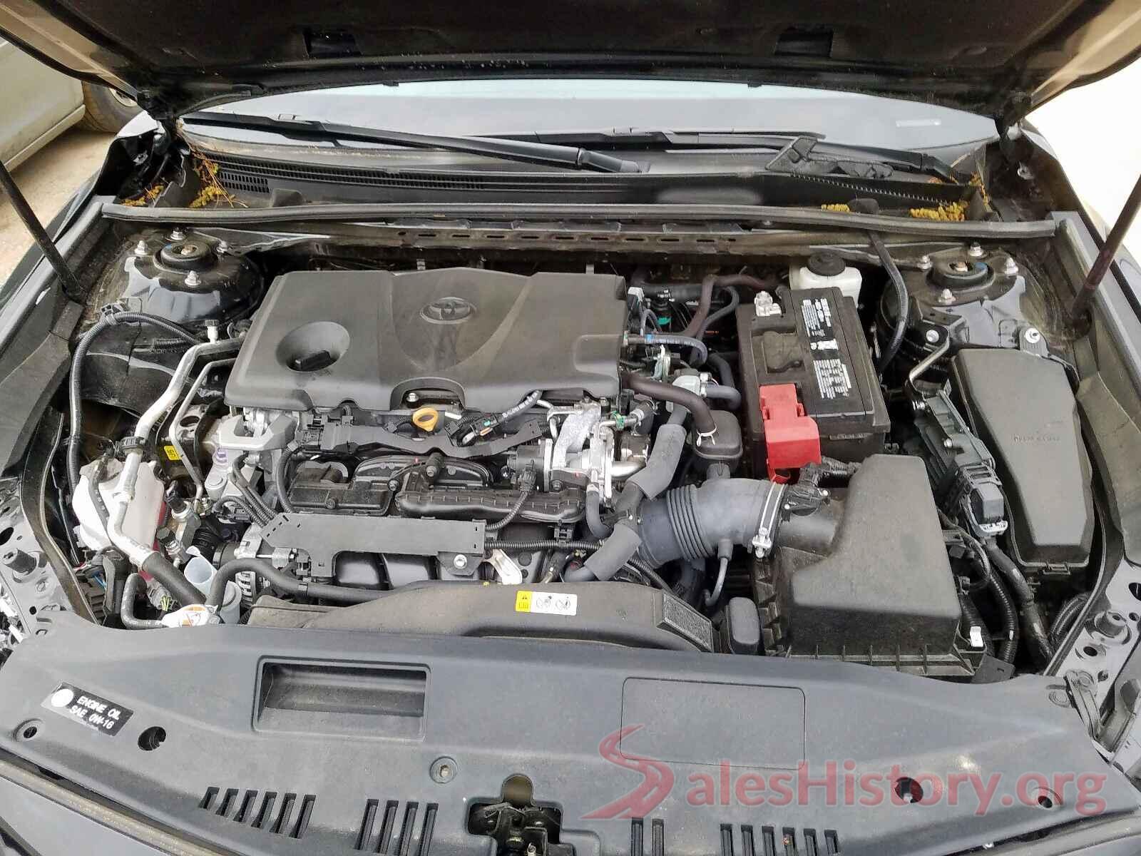 4T1B11HK7JU132129 2018 TOYOTA CAMRY