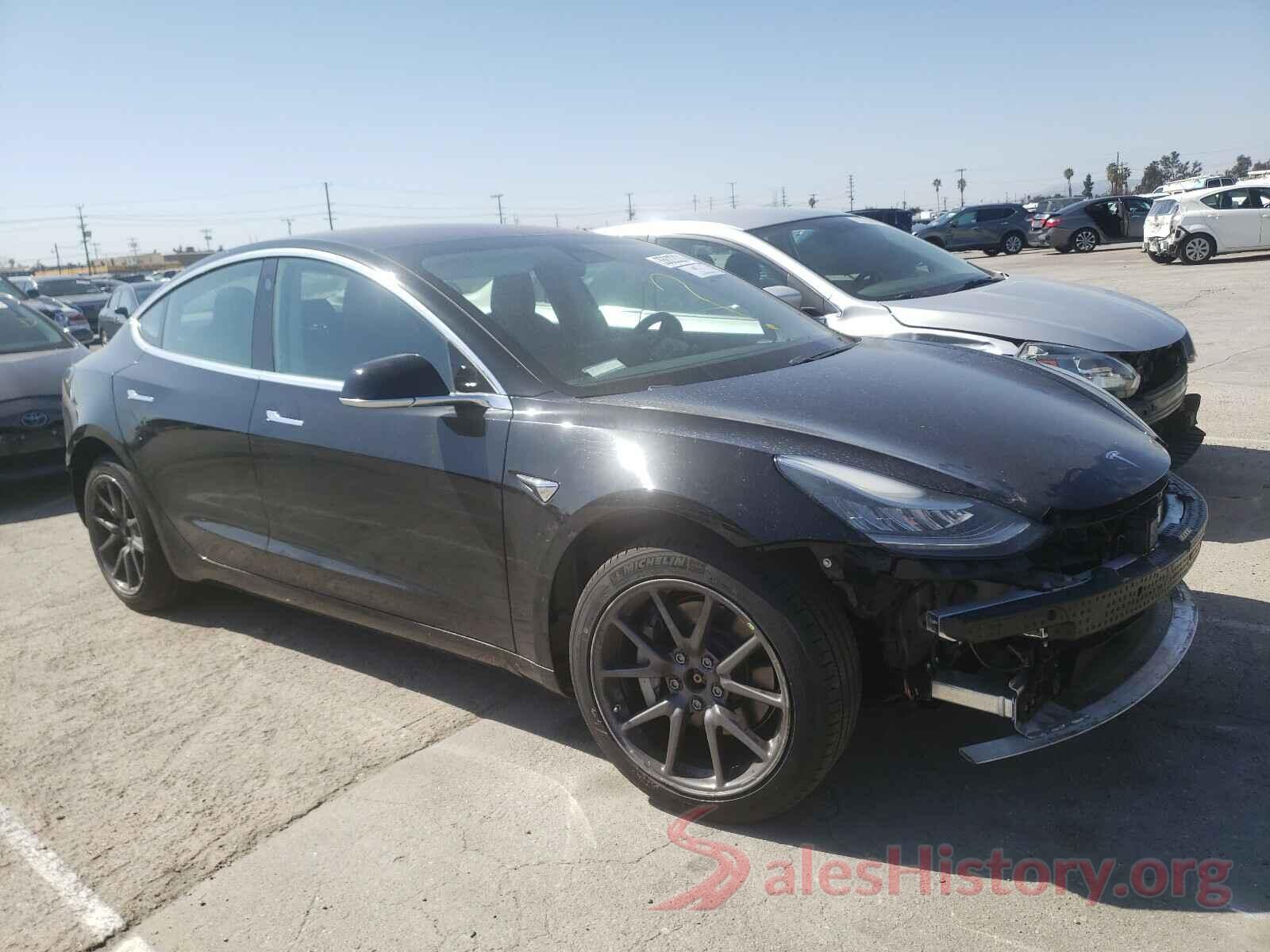 5YJ3E1EBXJF130823 2018 TESLA MODEL 3