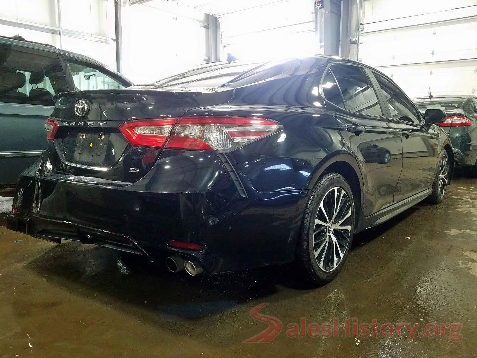 4T1B11HK9JU540227 2018 TOYOTA CAMRY