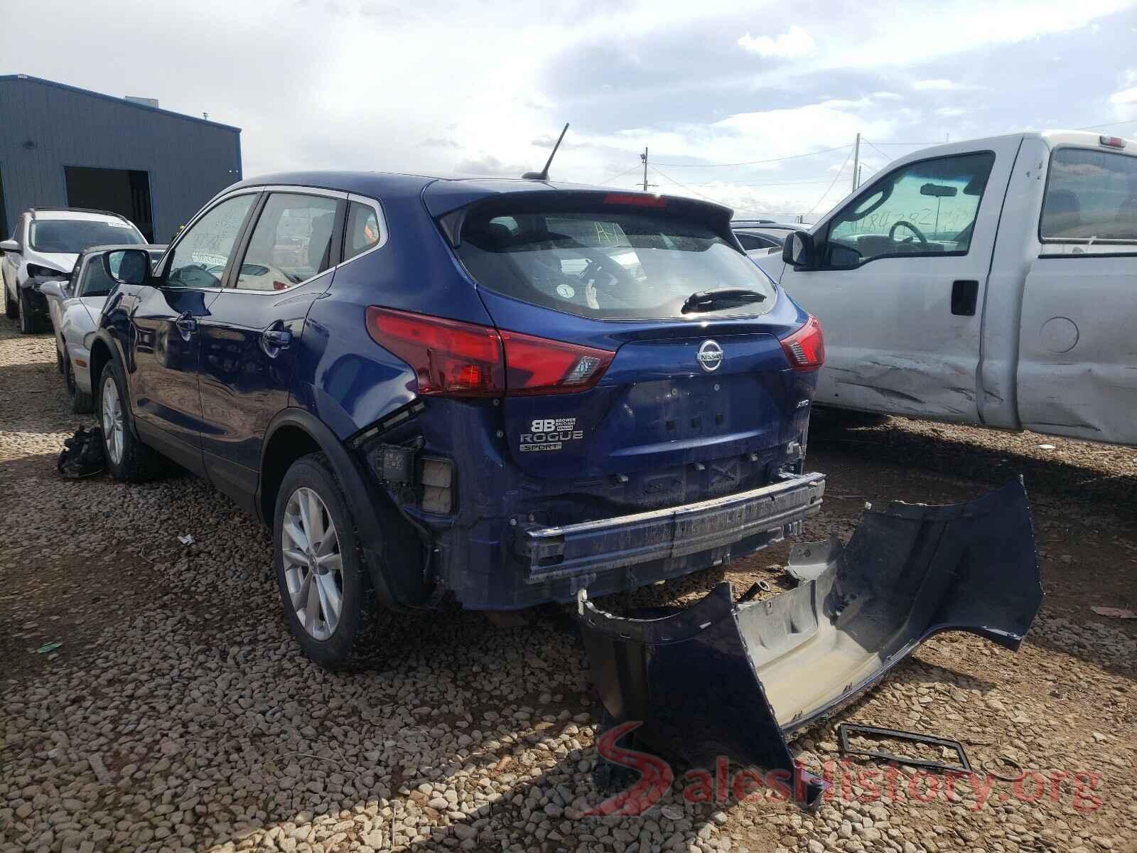 JN1BJ1CR1JW255201 2018 NISSAN ROGUE