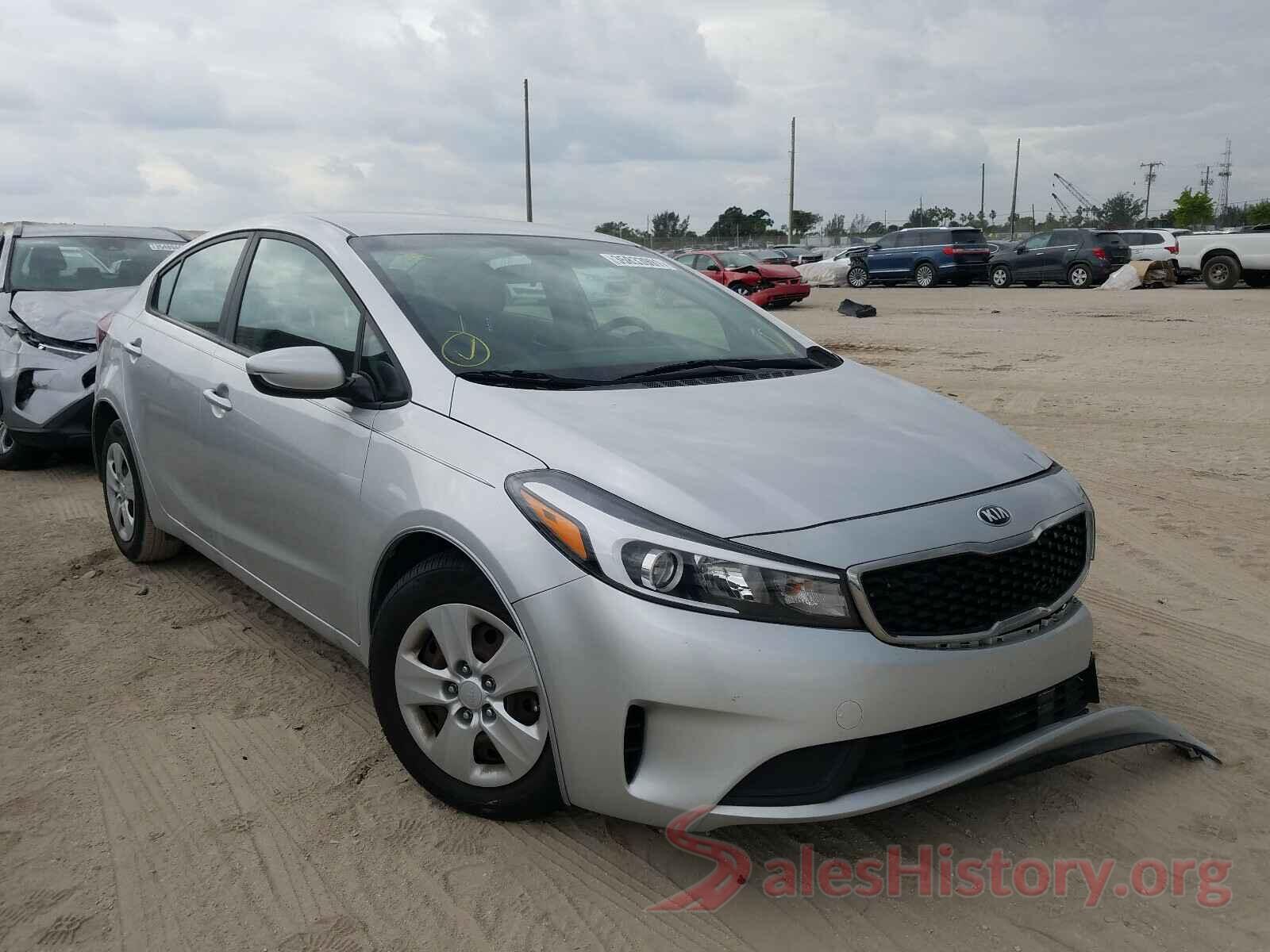 3KPFK4A73HE035769 2017 KIA FORTE