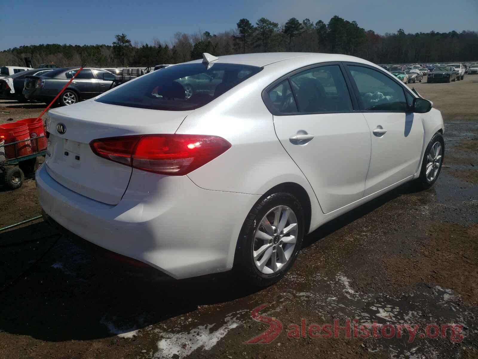 3KPFL4A7XHE132075 2017 KIA FORTE