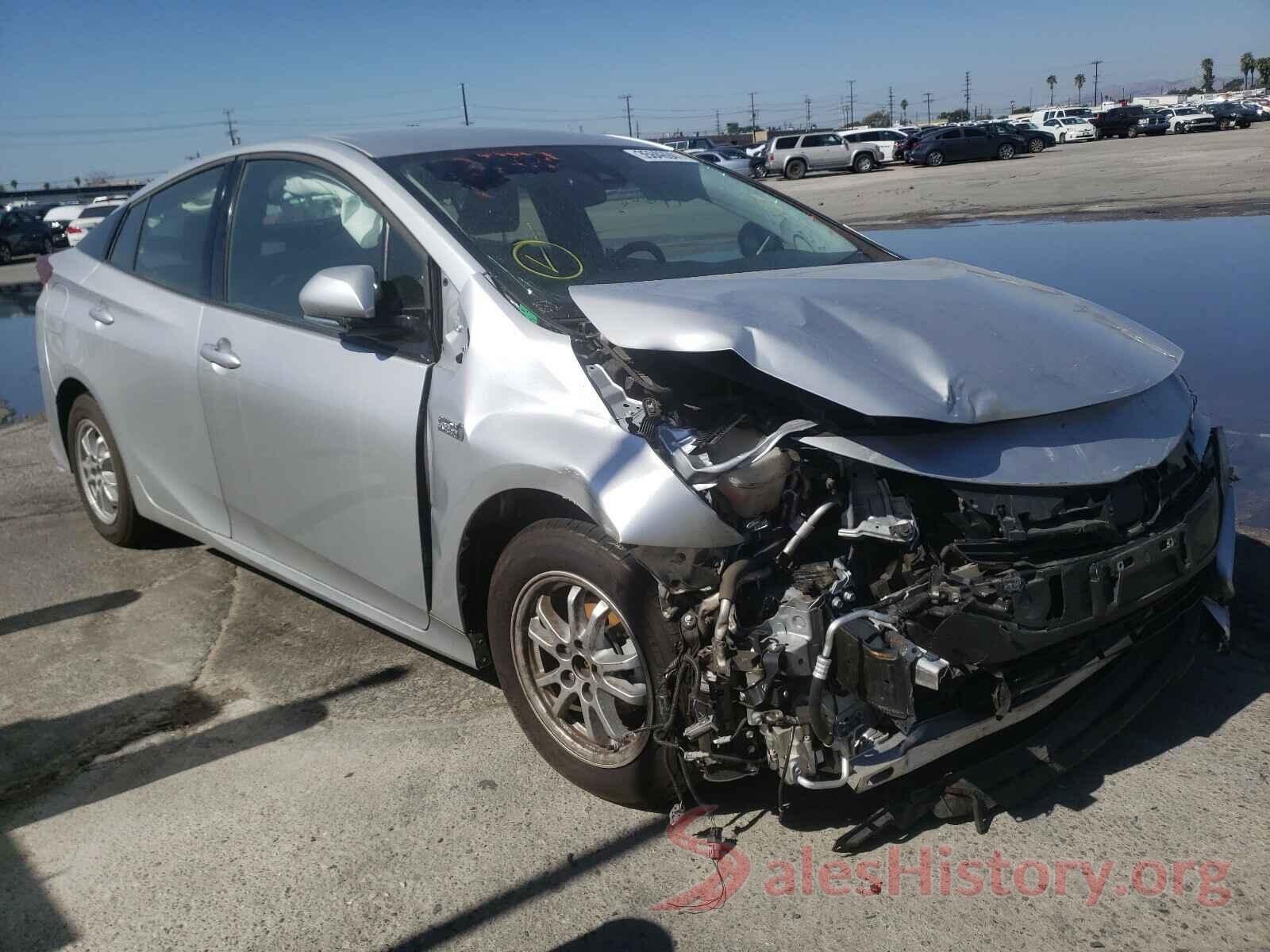 JTDKARFP5J3090891 2018 TOYOTA PRIUS