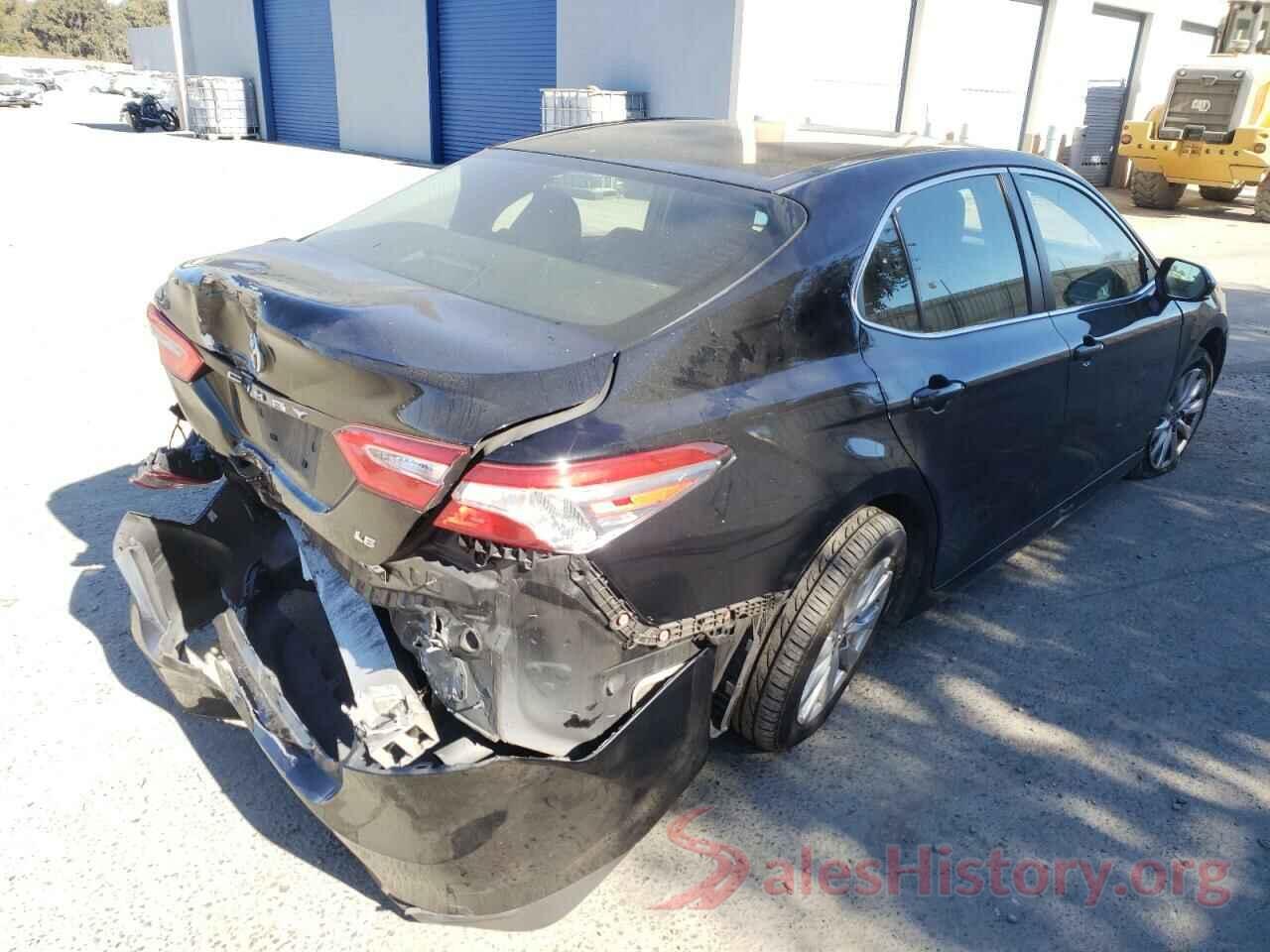 JTNB11HK0J3055772 2018 TOYOTA CAMRY