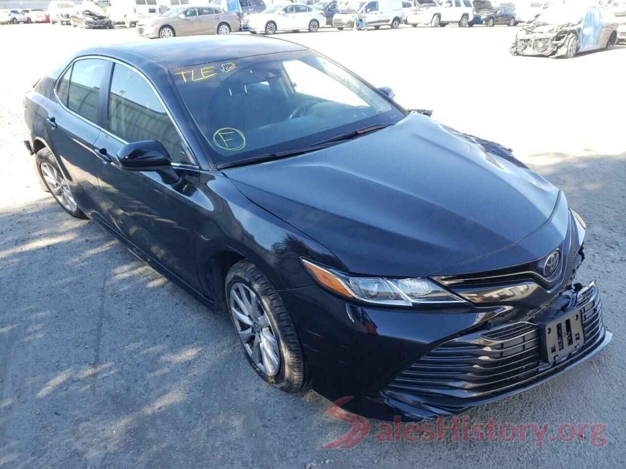 JTNB11HK0J3055772 2018 TOYOTA CAMRY