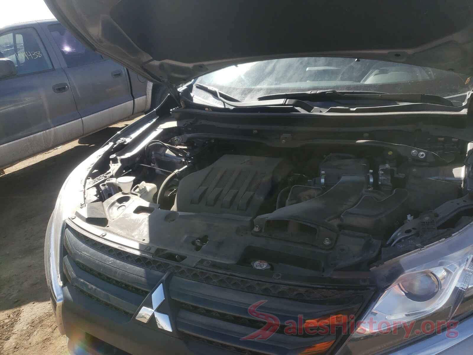 JA4AT4AA1JZ048284 2018 MITSUBISHI ECLIPSE