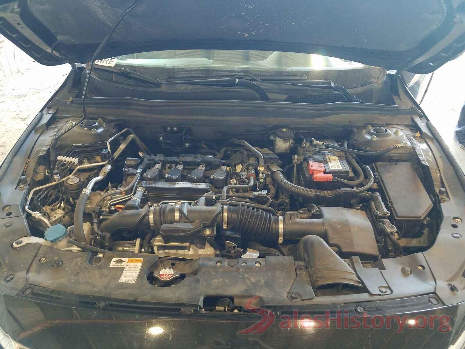 1HGCV1F1XKA098201 2019 HONDA ACCORD