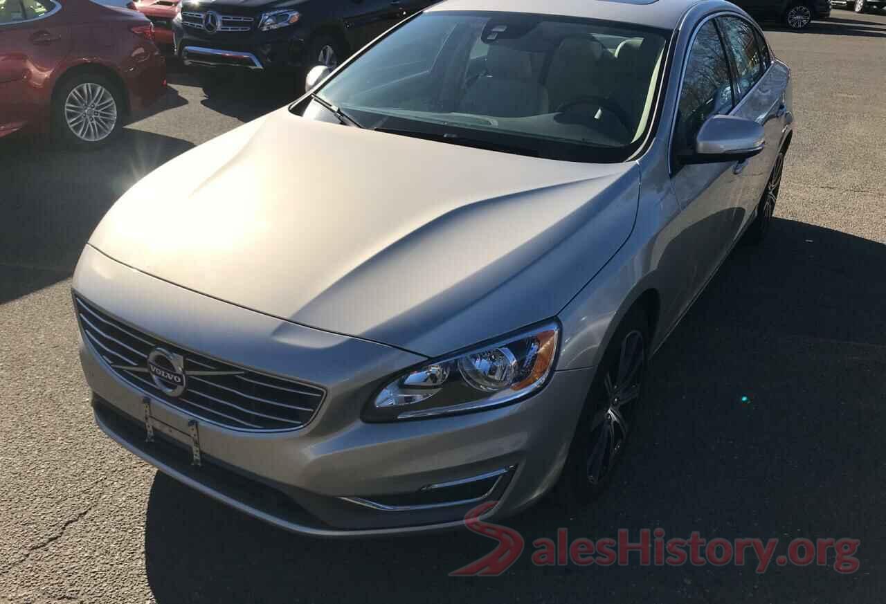 LYV402TK5JB156517 2018 VOLVO S60