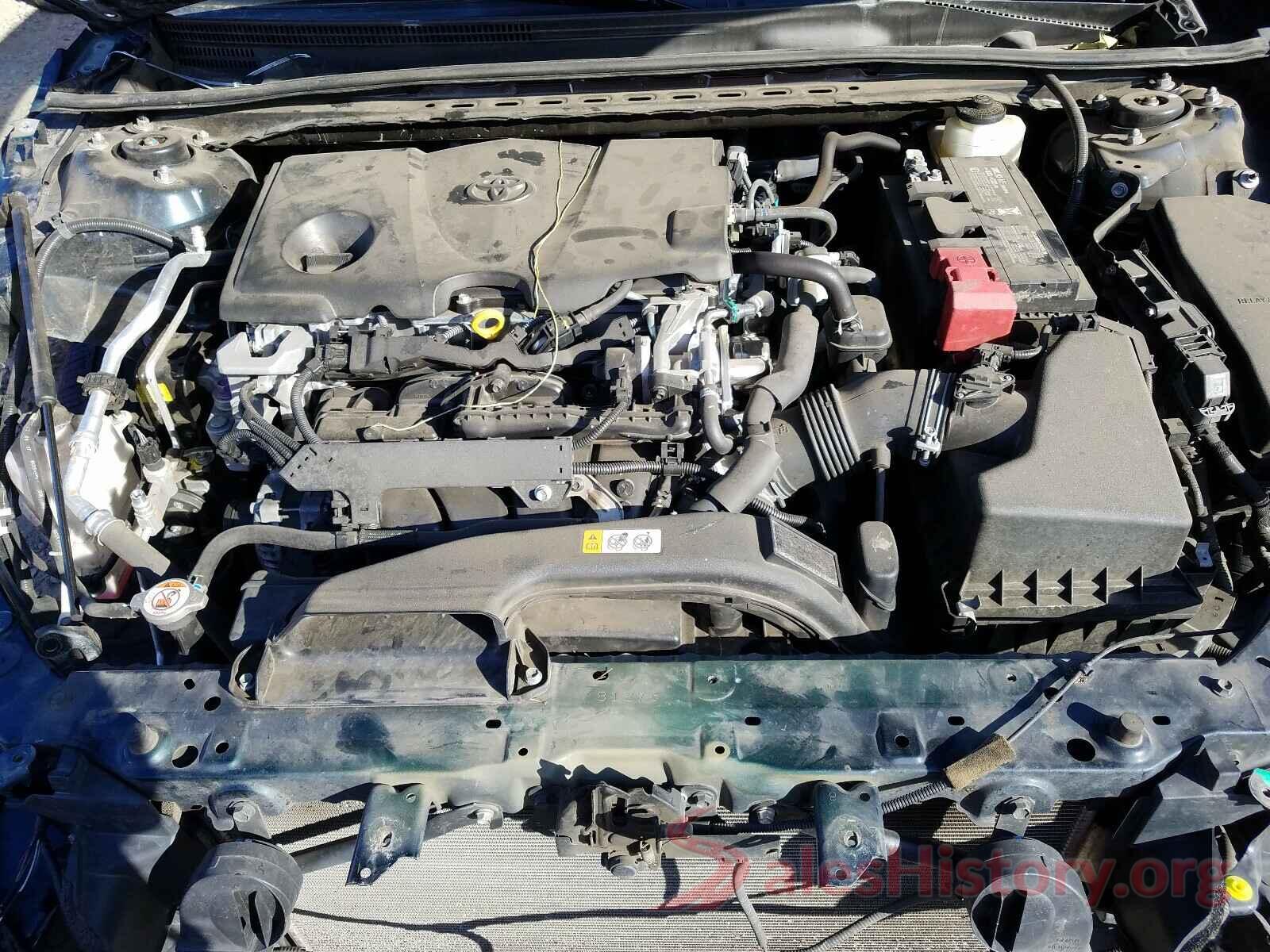 4T1B11HK0JU527818 2018 TOYOTA CAMRY