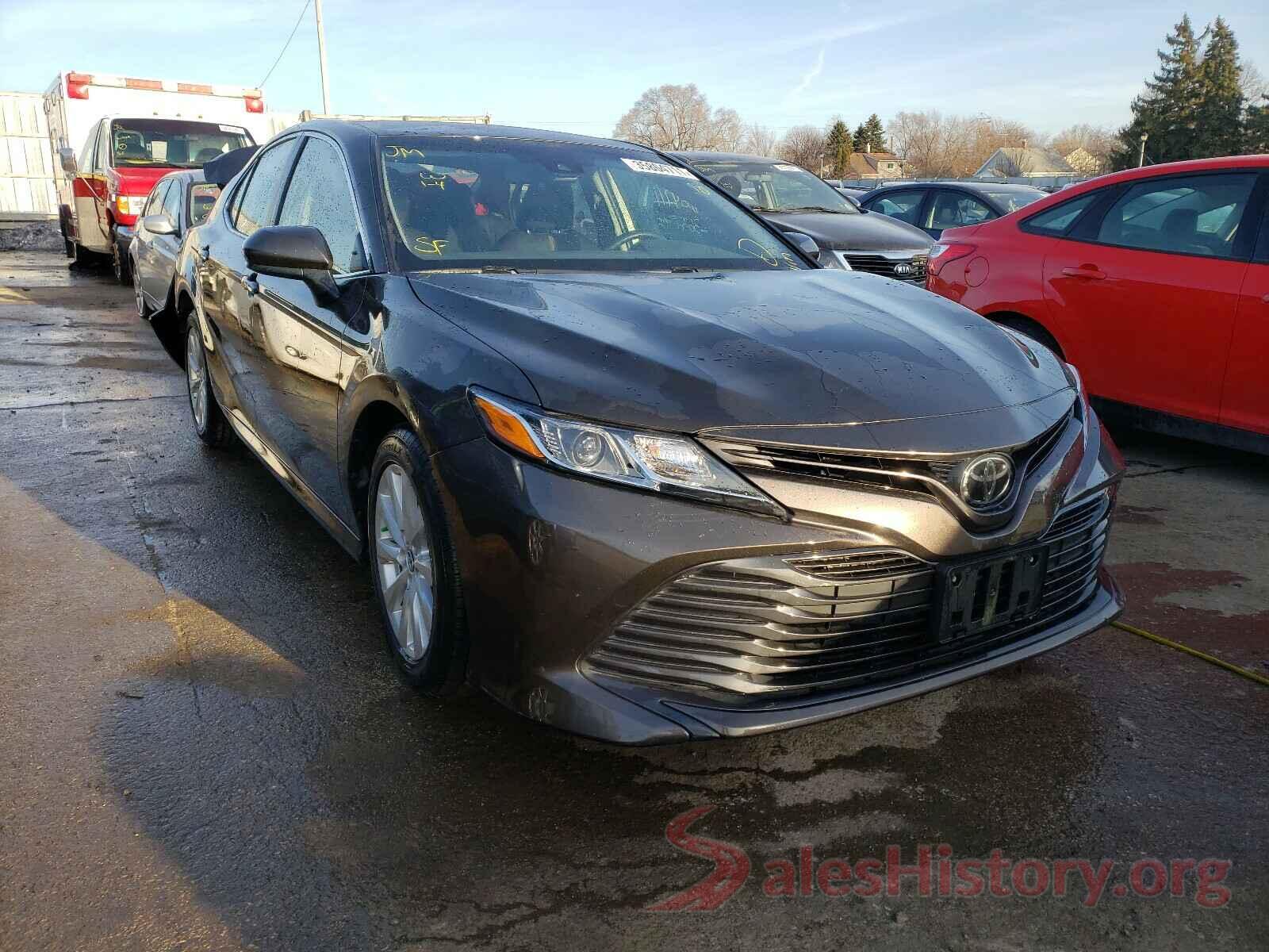 JTNB11HK0J3005101 2018 TOYOTA CAMRY