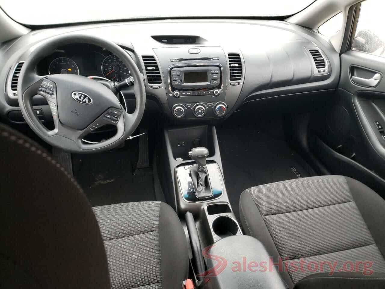 3KPFK4A72JE196040 2018 KIA FORTE