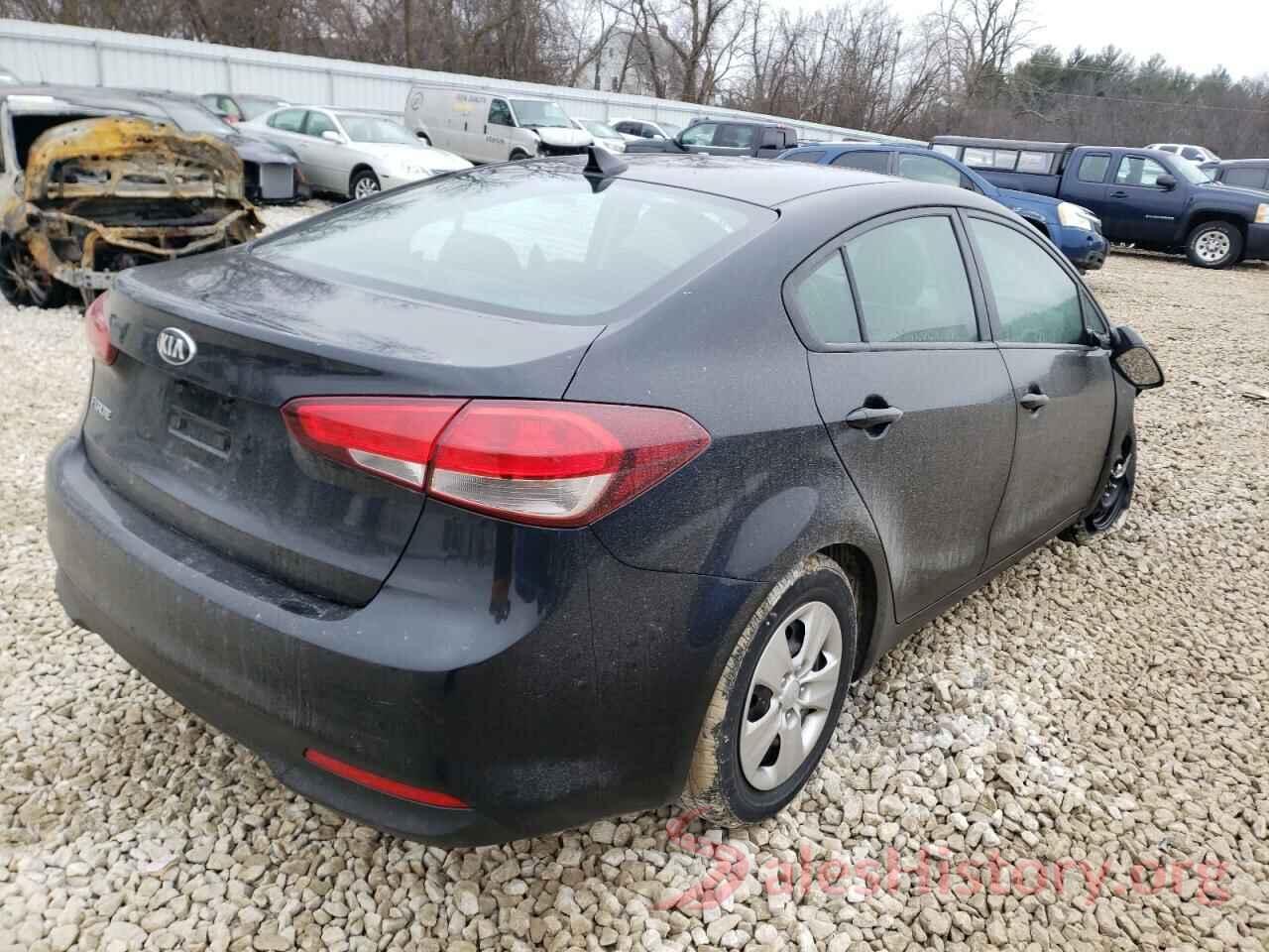 3KPFK4A72JE196040 2018 KIA FORTE