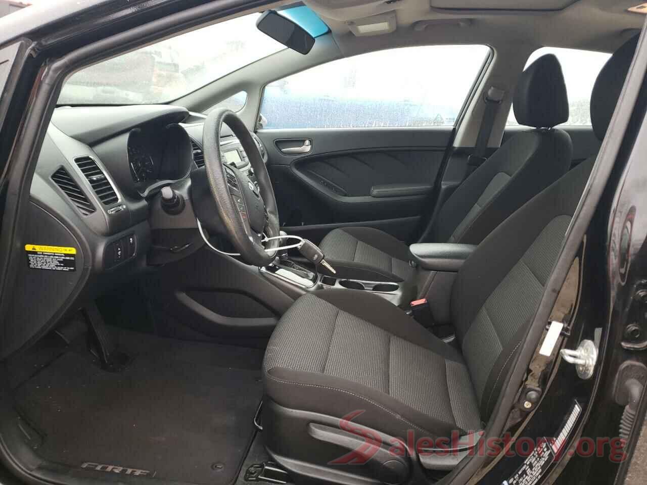 3KPFK4A72JE196040 2018 KIA FORTE