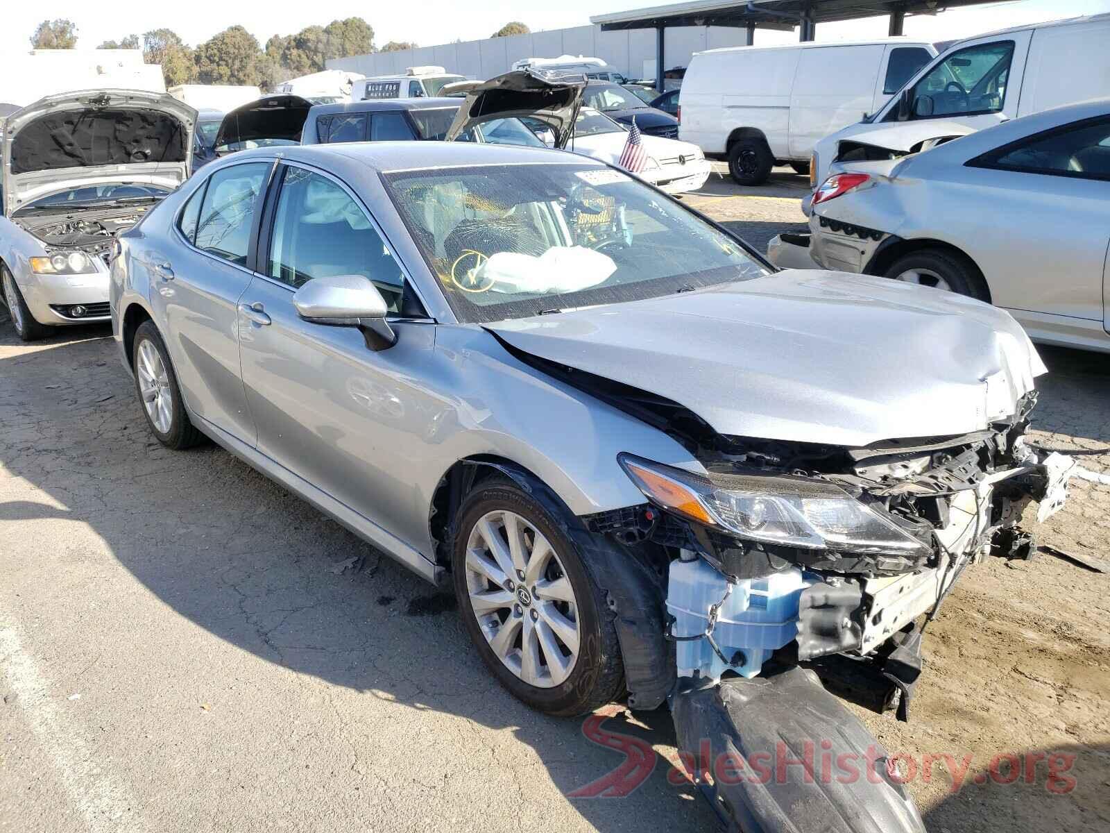 4T1B11HK8KU769239 2019 TOYOTA CAMRY