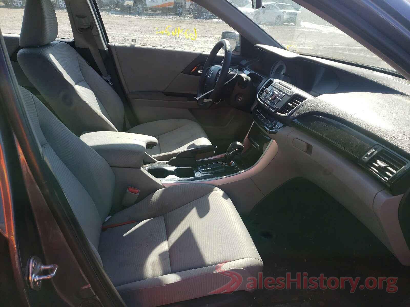 1HGCR2F35HA286063 2017 HONDA ACCORD