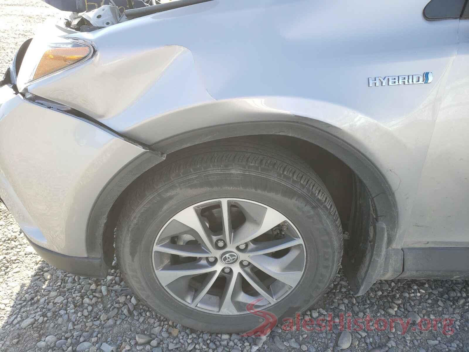 JTMRJREV6JD189017 2018 TOYOTA RAV4