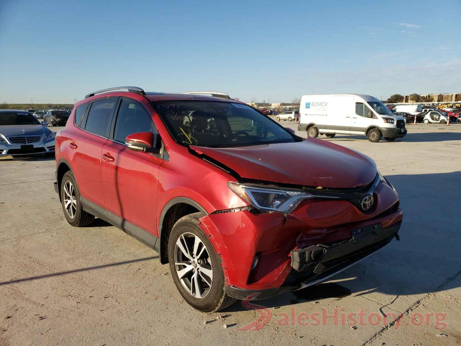 JTMWFREV1HJ131042 2017 TOYOTA RAV4