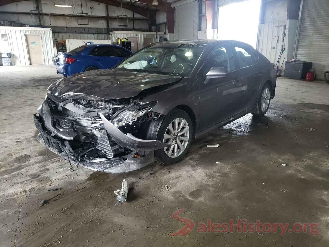 4T1B11HK9JU597589 2018 TOYOTA CAMRY