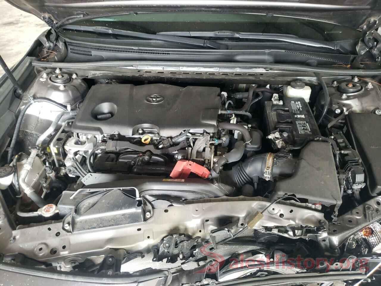 4T1B11HK9JU597589 2018 TOYOTA CAMRY