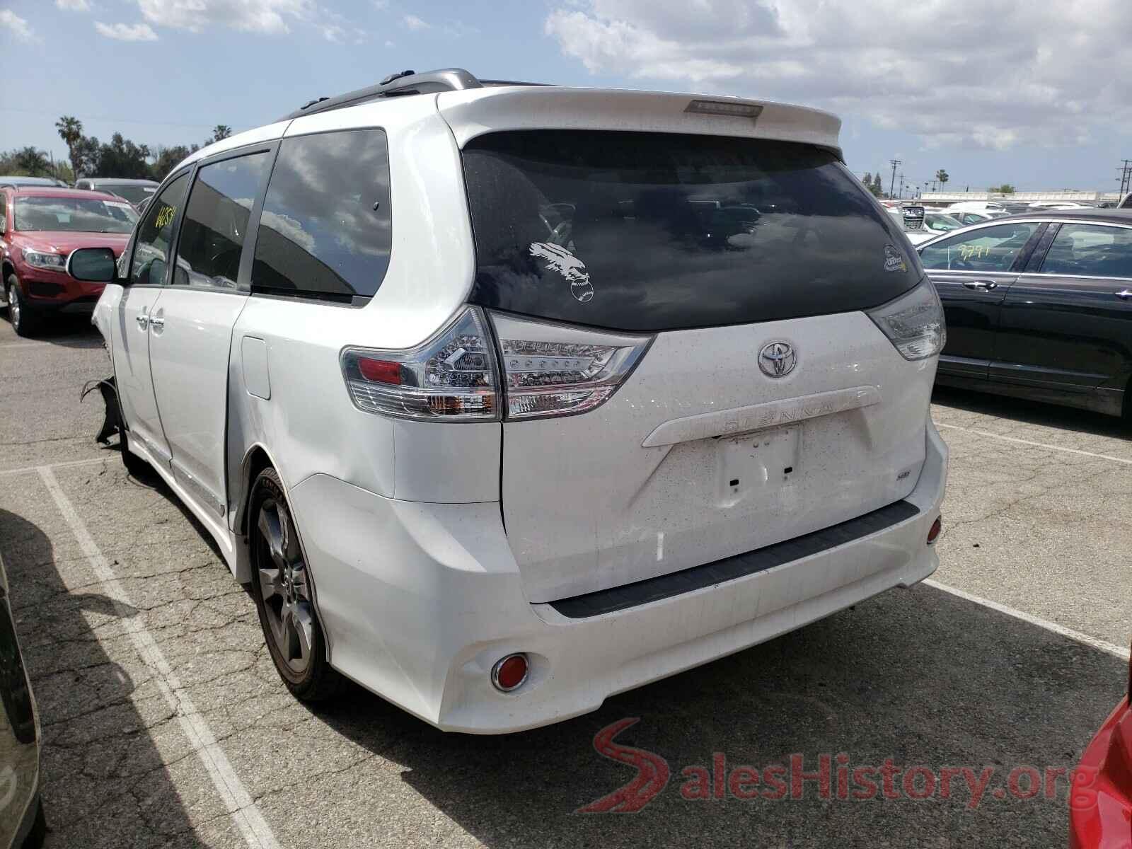 5TDXZ3DC3HS801007 2017 TOYOTA SIENNA