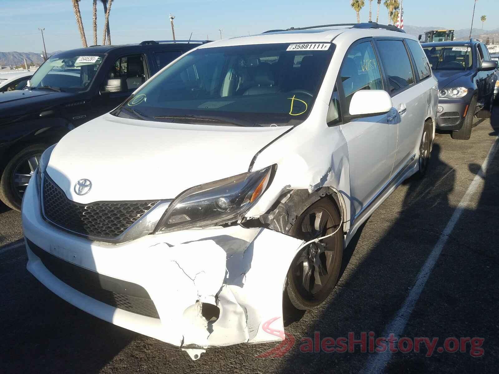 5TDXZ3DC3HS801007 2017 TOYOTA SIENNA