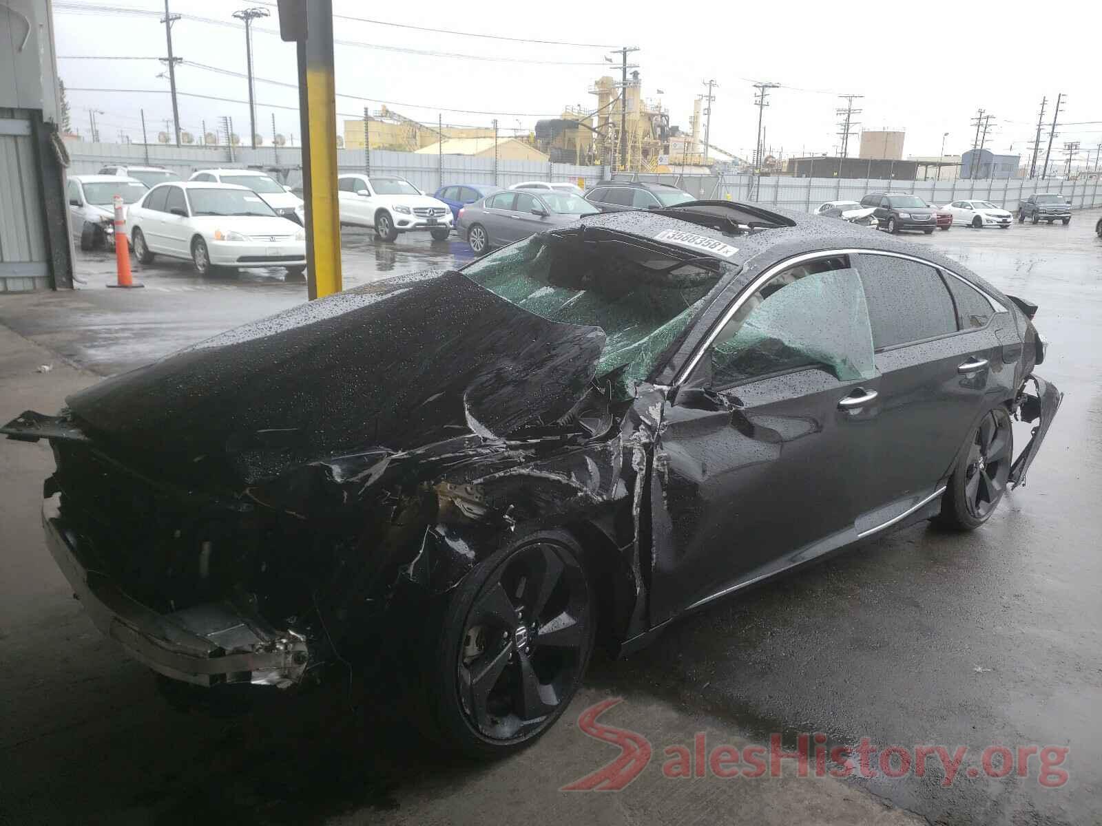 1HGCV1F98JA031469 2018 HONDA ACCORD