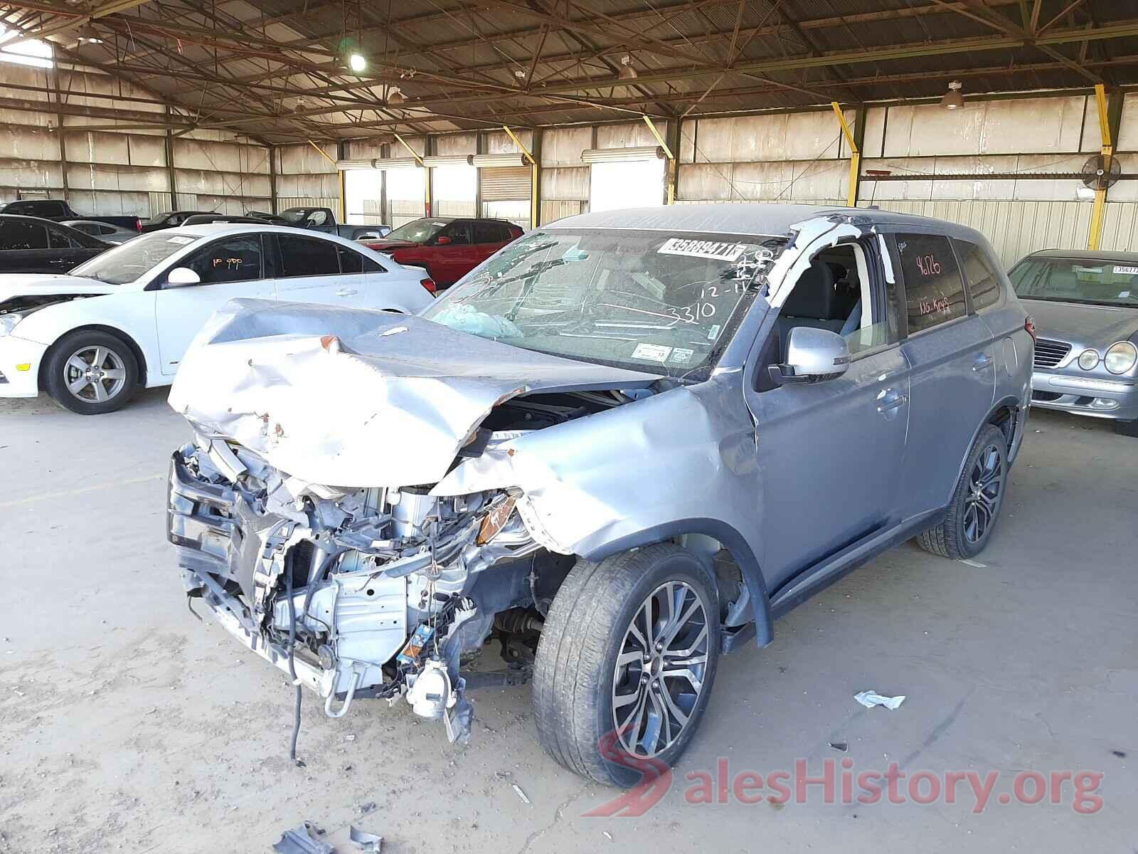 JA4AZ3A33HZ020586 2017 MITSUBISHI OUTLANDER