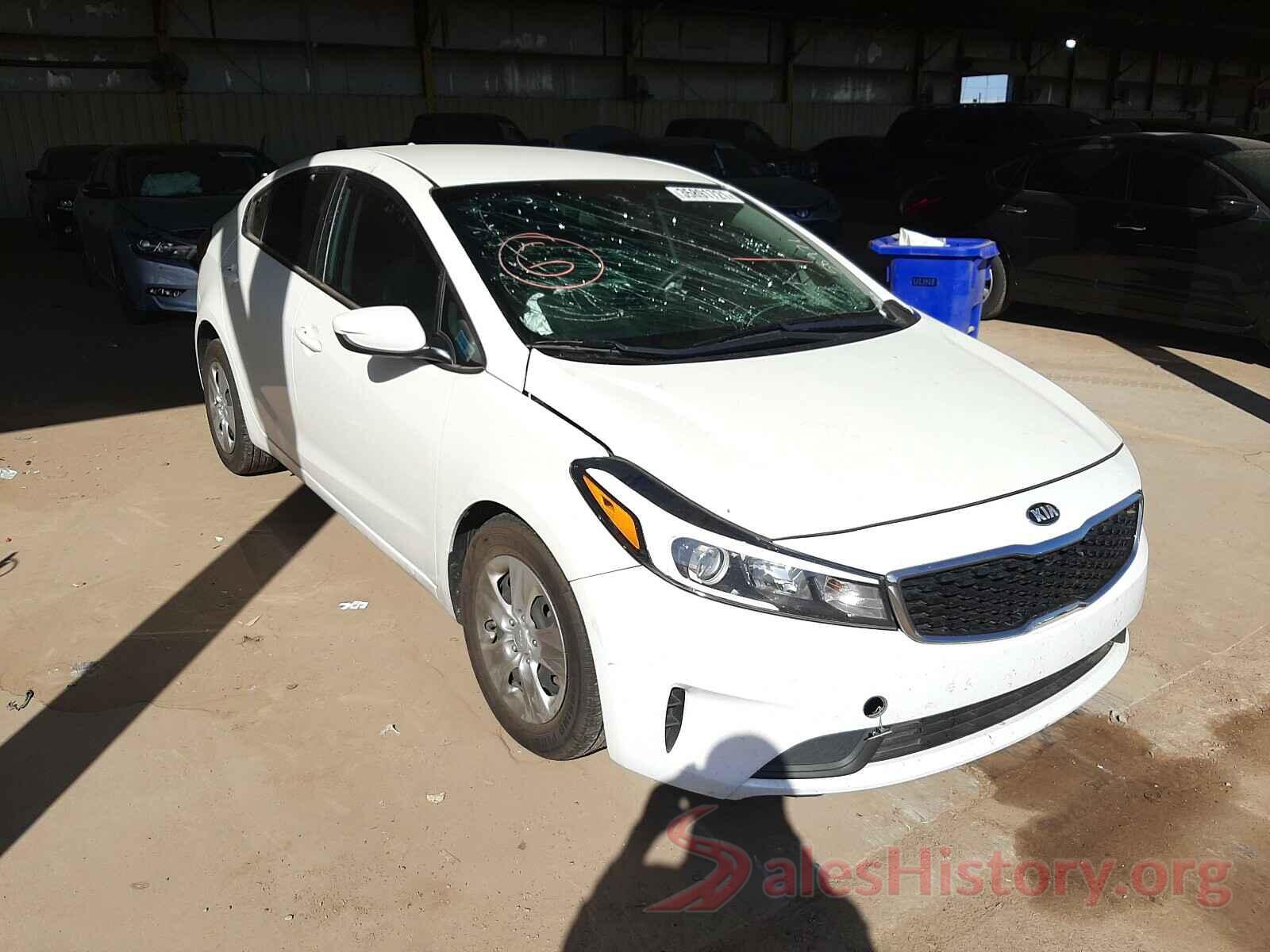 3KPFL4A71JE255270 2018 KIA FORTE