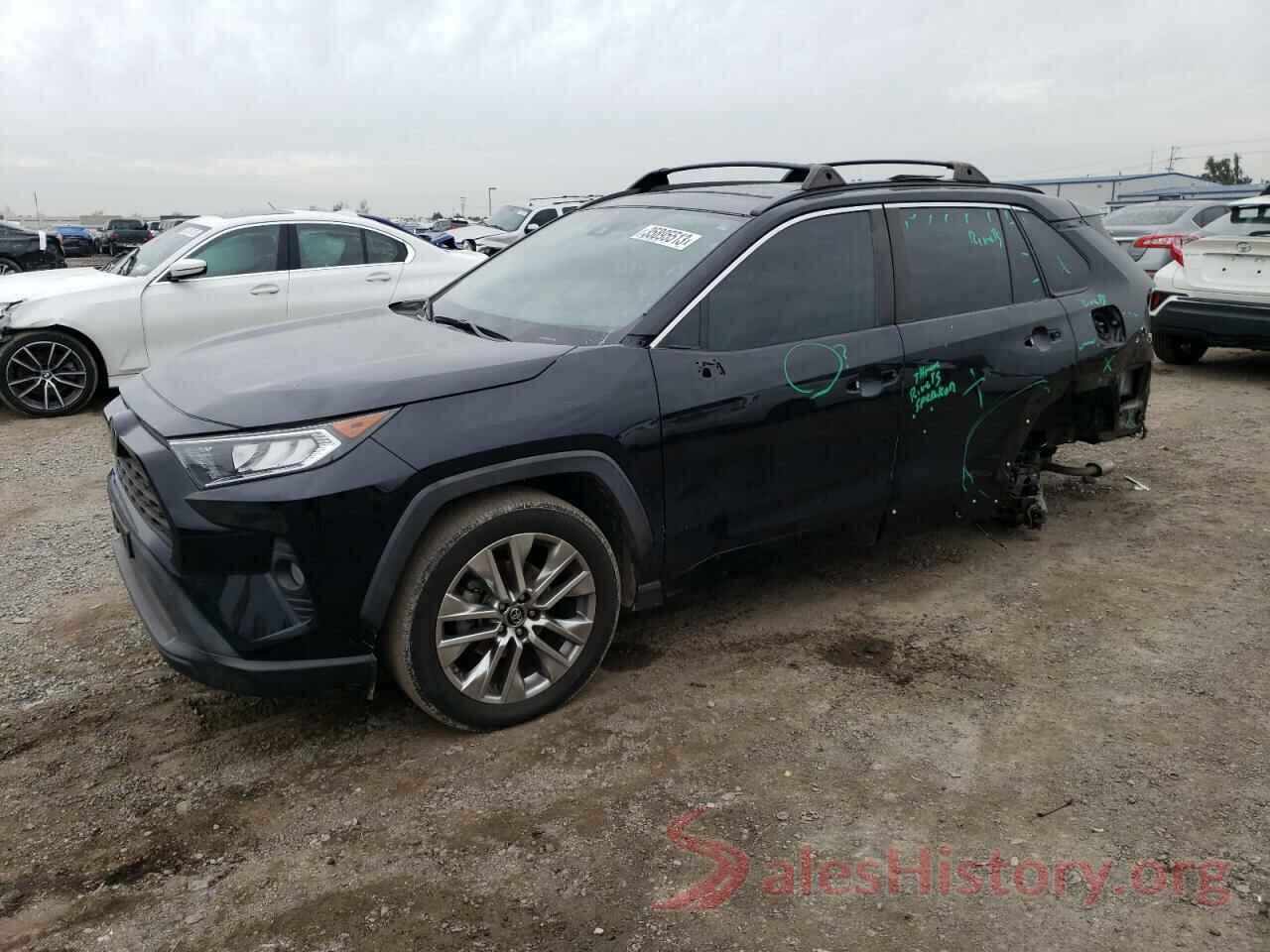 2T3C1RFV8KW047017 2019 TOYOTA RAV4