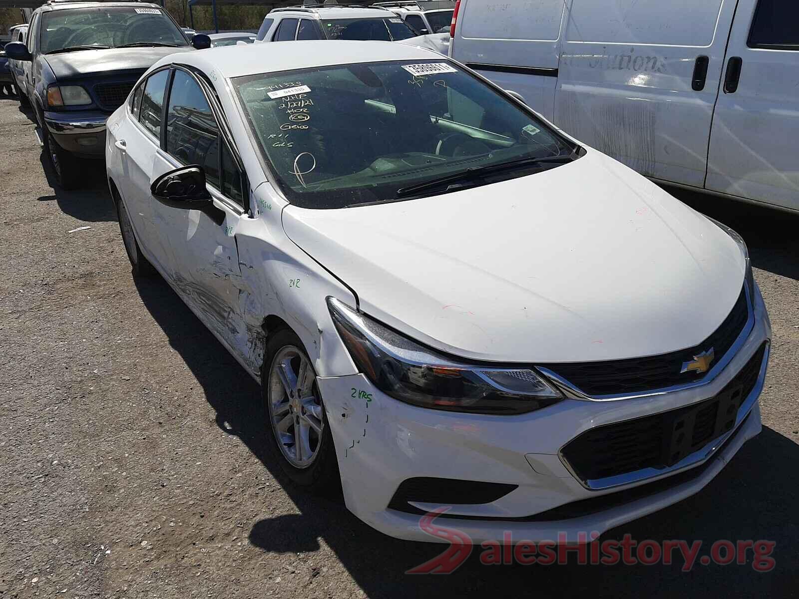 1G1BE5SM9J7107086 2018 CHEVROLET CRUZE