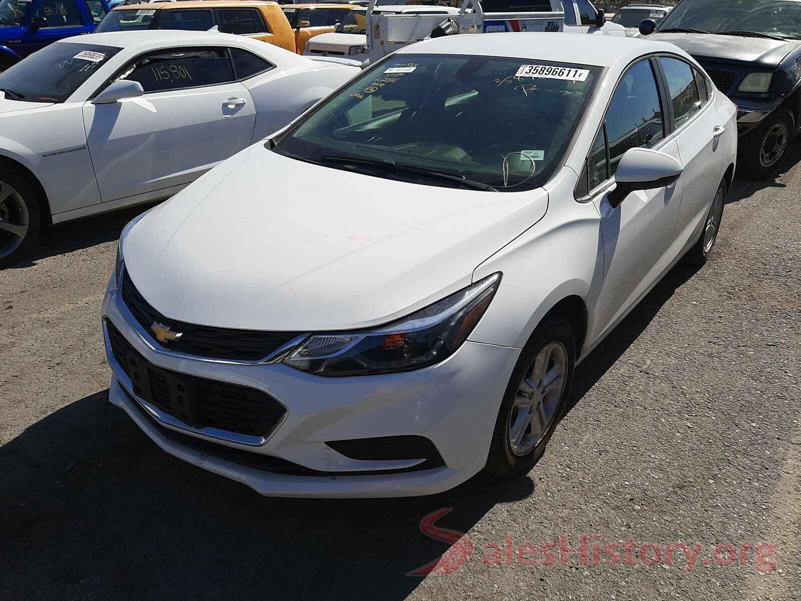 1G1BE5SM9J7107086 2018 CHEVROLET CRUZE