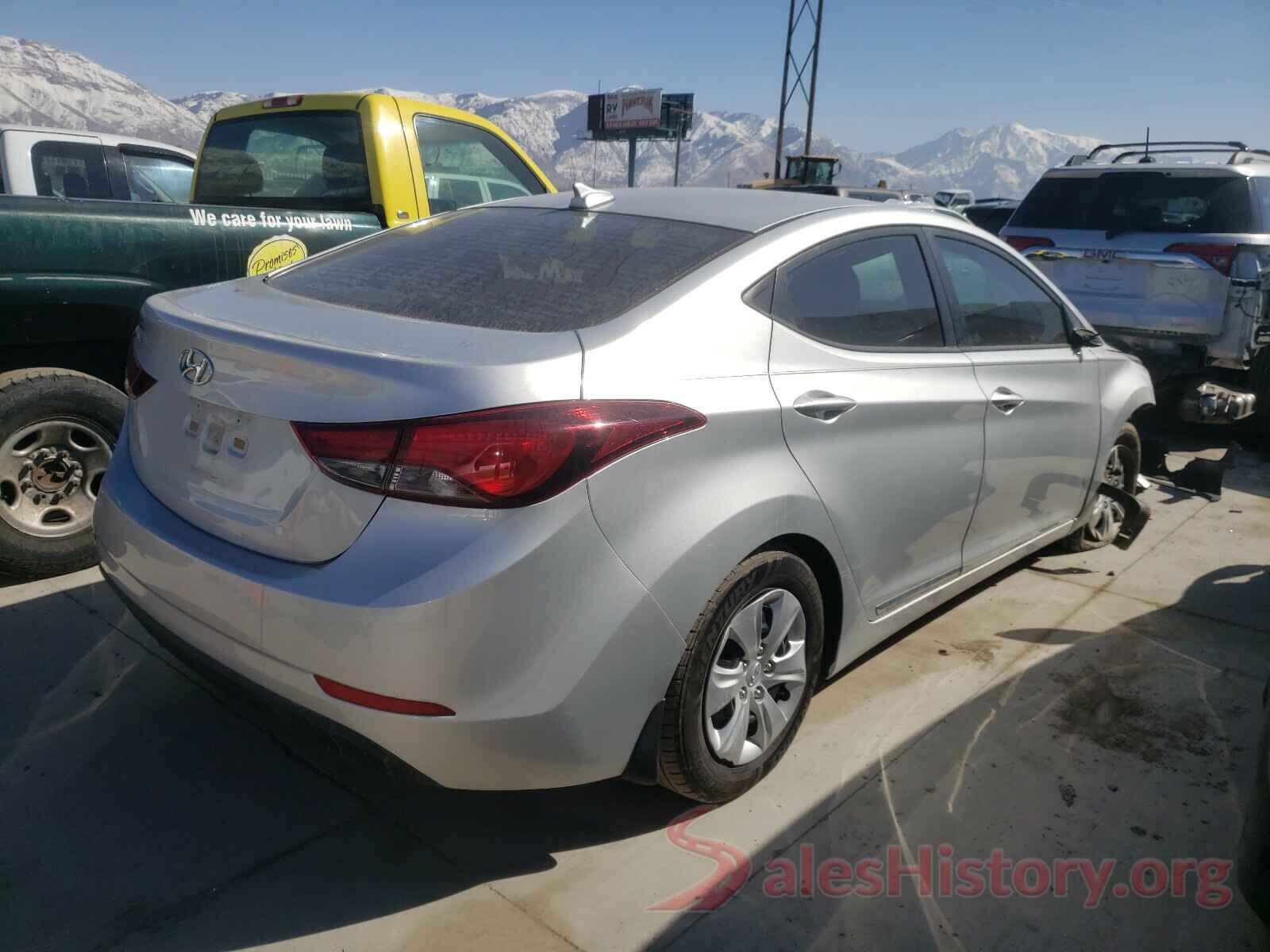 5NPDH4AE5GH681071 2016 HYUNDAI ELANTRA