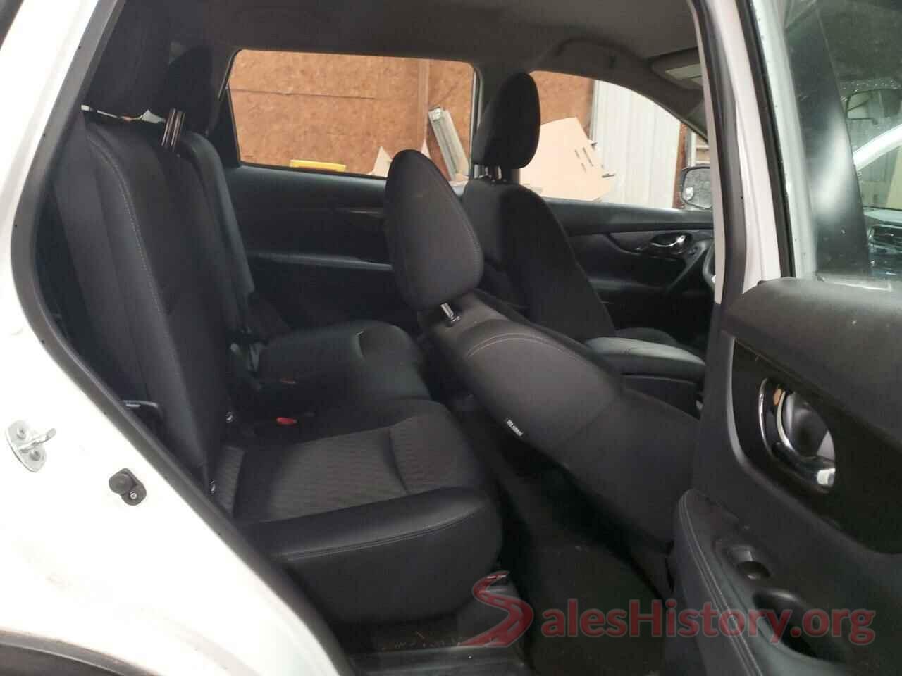 KNMAT2MV5JP568055 2018 NISSAN ROGUE