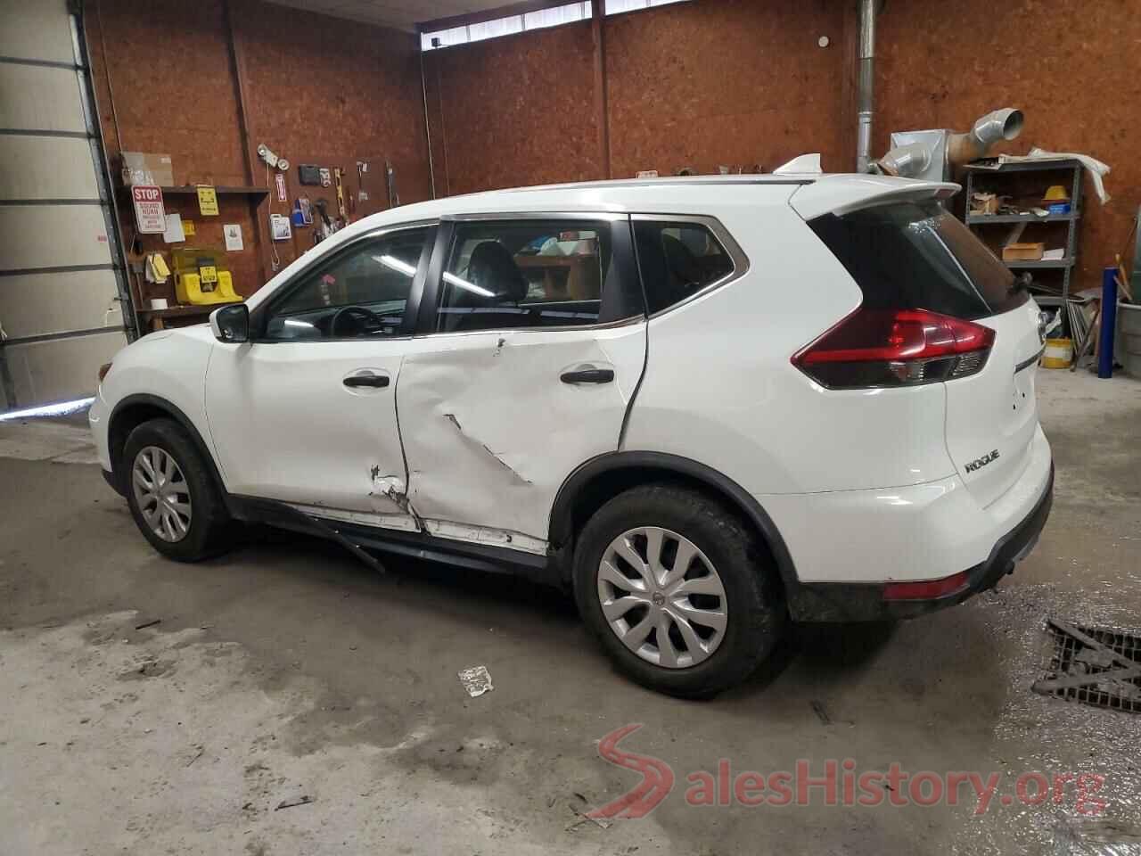 KNMAT2MV5JP568055 2018 NISSAN ROGUE