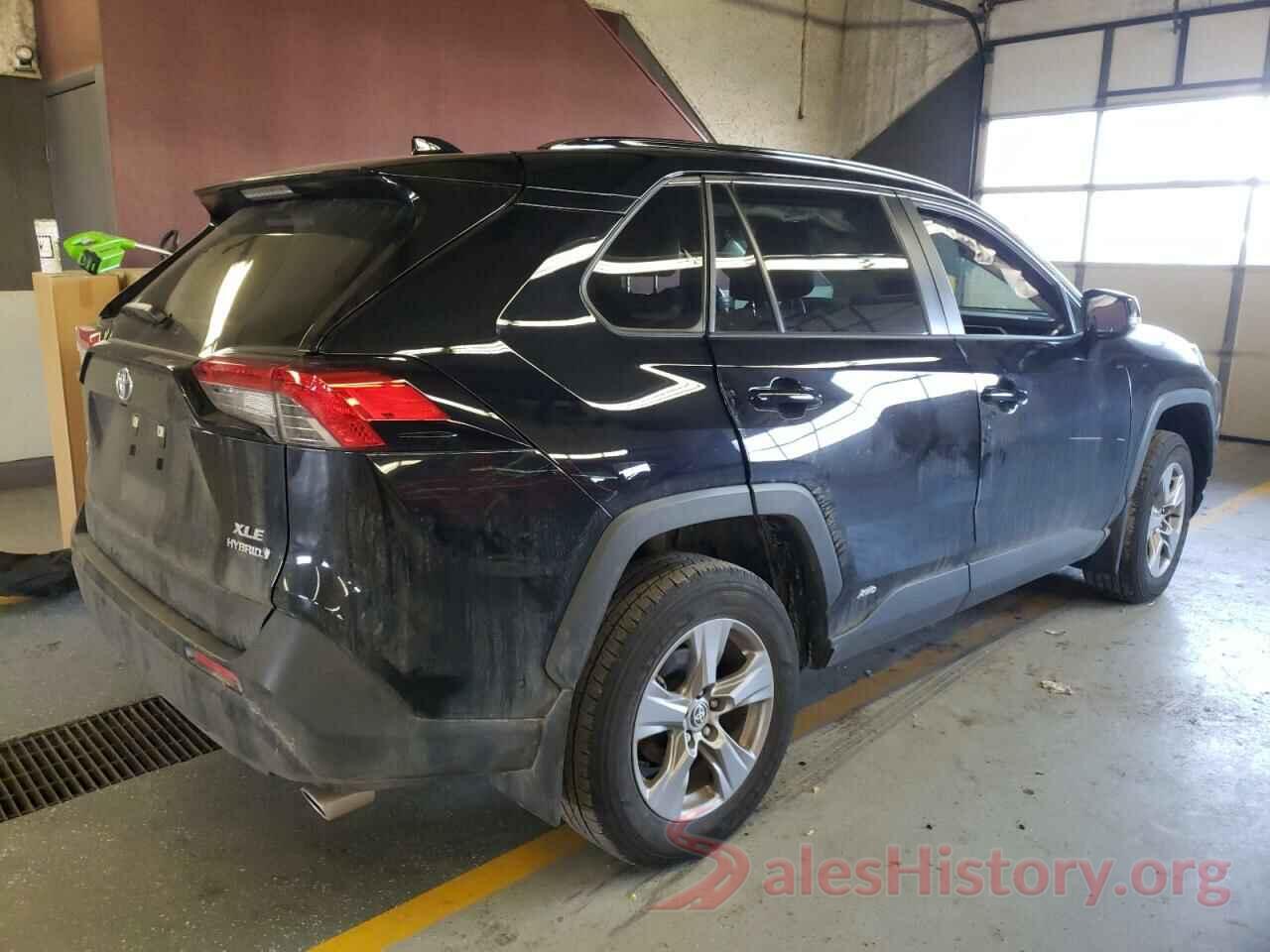 JTMRWRFVXNJ055070 2022 TOYOTA RAV4