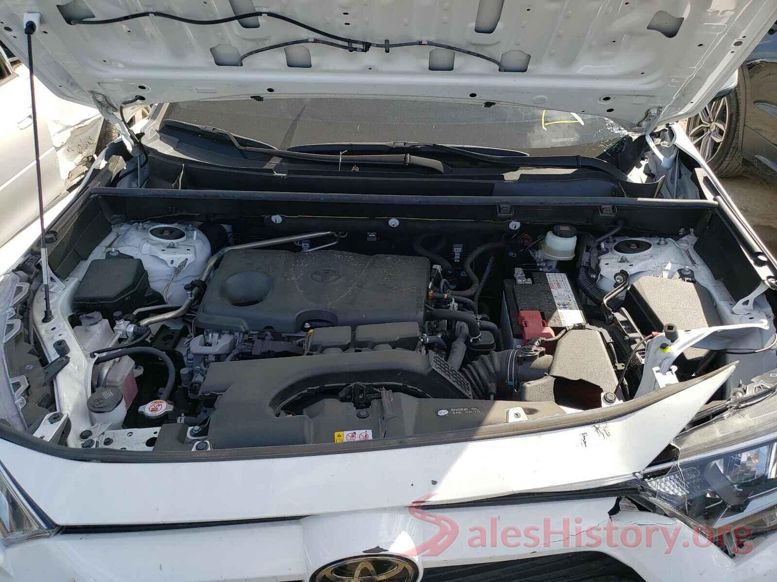 JTMC1RFV6KD020735 2019 TOYOTA RAV4