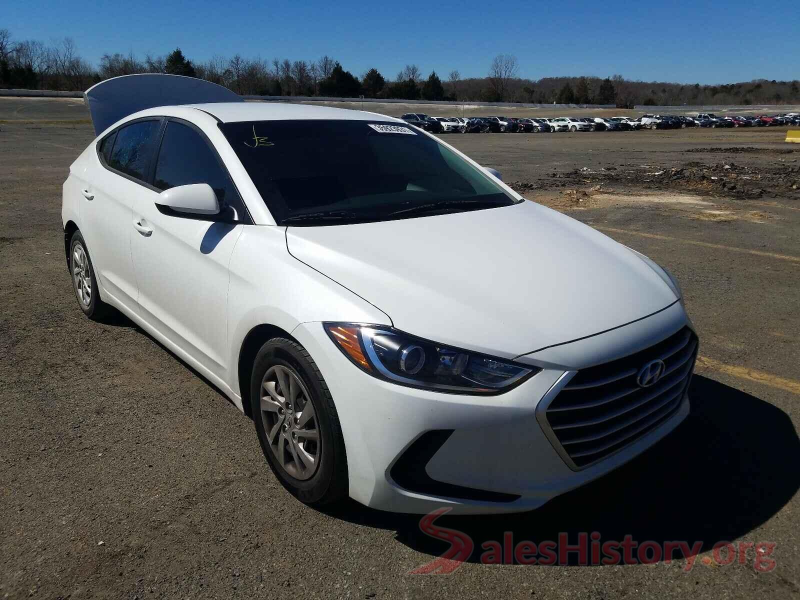 5NPD74LF2JH298897 2018 HYUNDAI ELANTRA