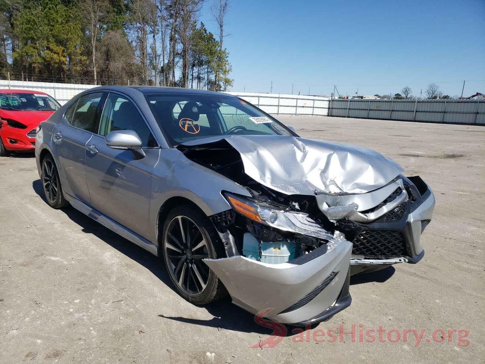 4T1B61HK2KU767486 2019 TOYOTA CAMRY