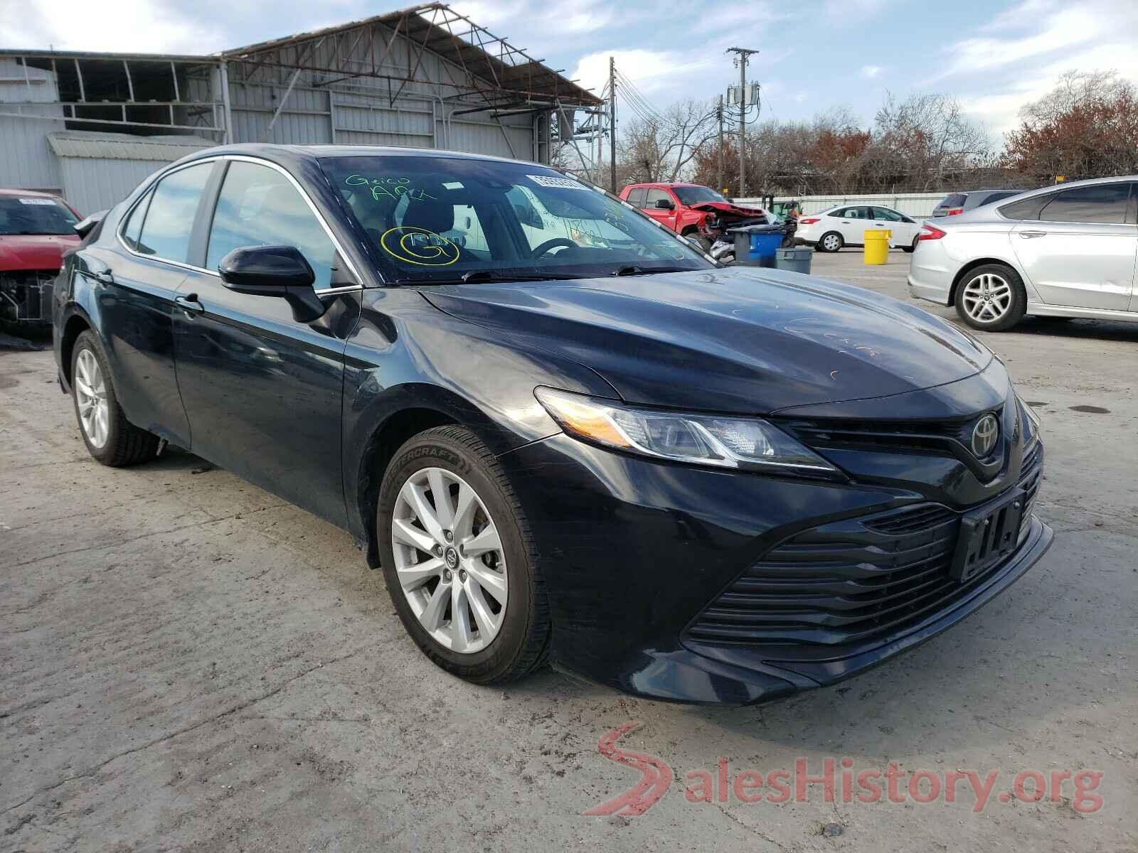 4T1B11HK0JU576484 2018 TOYOTA CAMRY