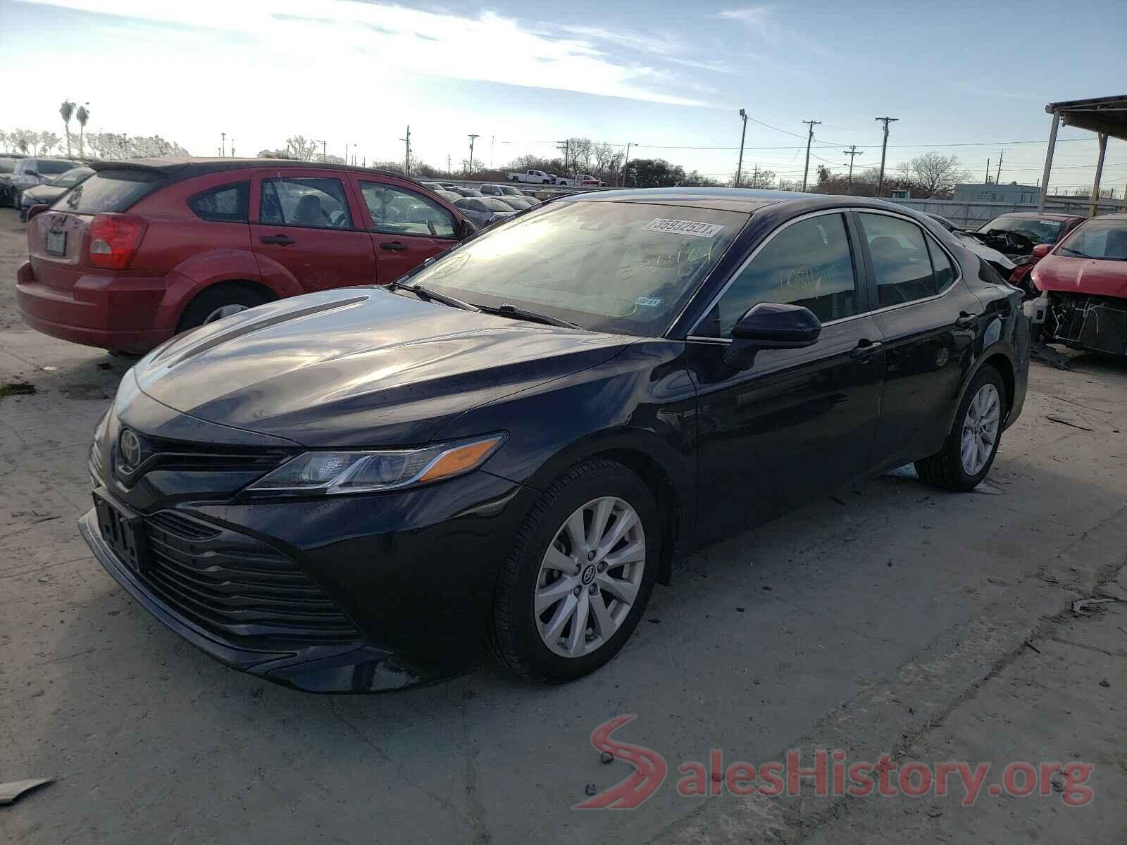 4T1B11HK0JU576484 2018 TOYOTA CAMRY