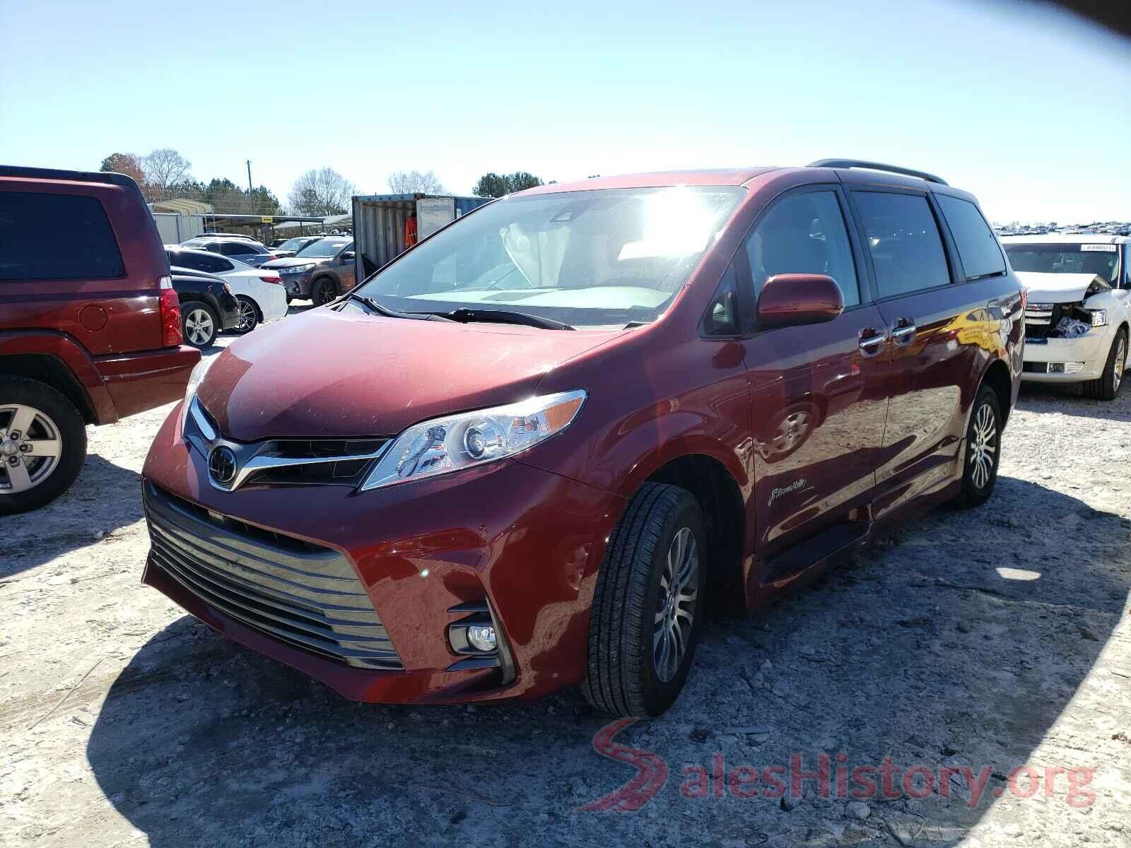 5TDYZ3DC2KS014822 2019 TOYOTA SIENNA