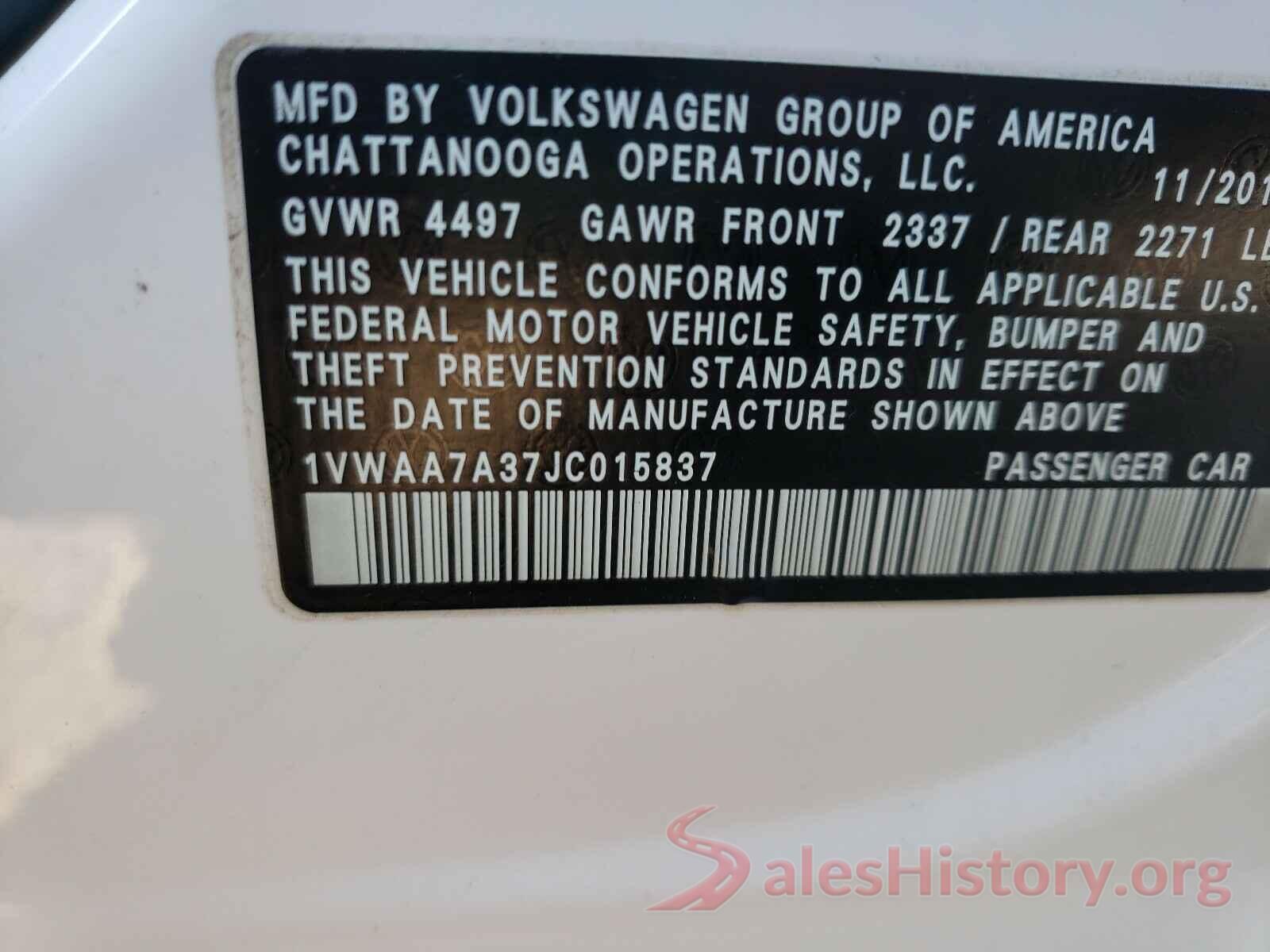 1VWAA7A37JC015837 2018 VOLKSWAGEN PASSAT