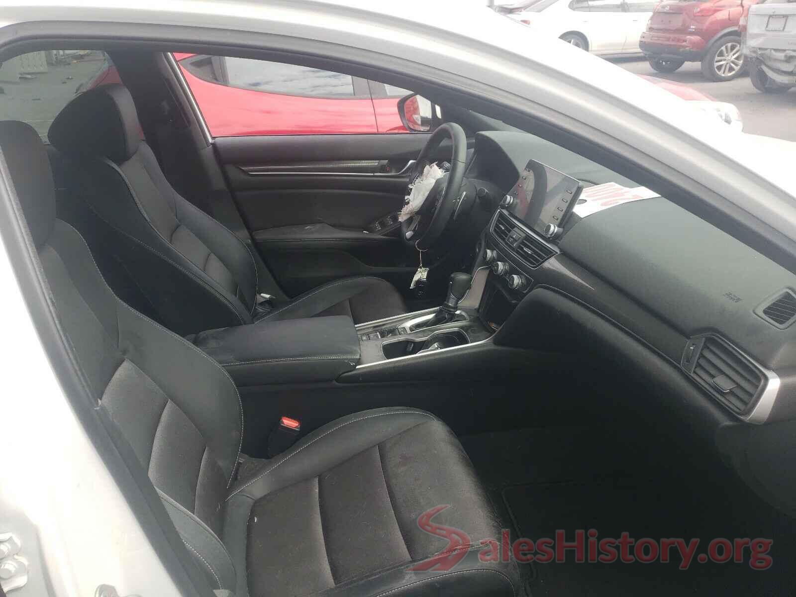 1HGCV1F32JA260659 2018 HONDA ACCORD