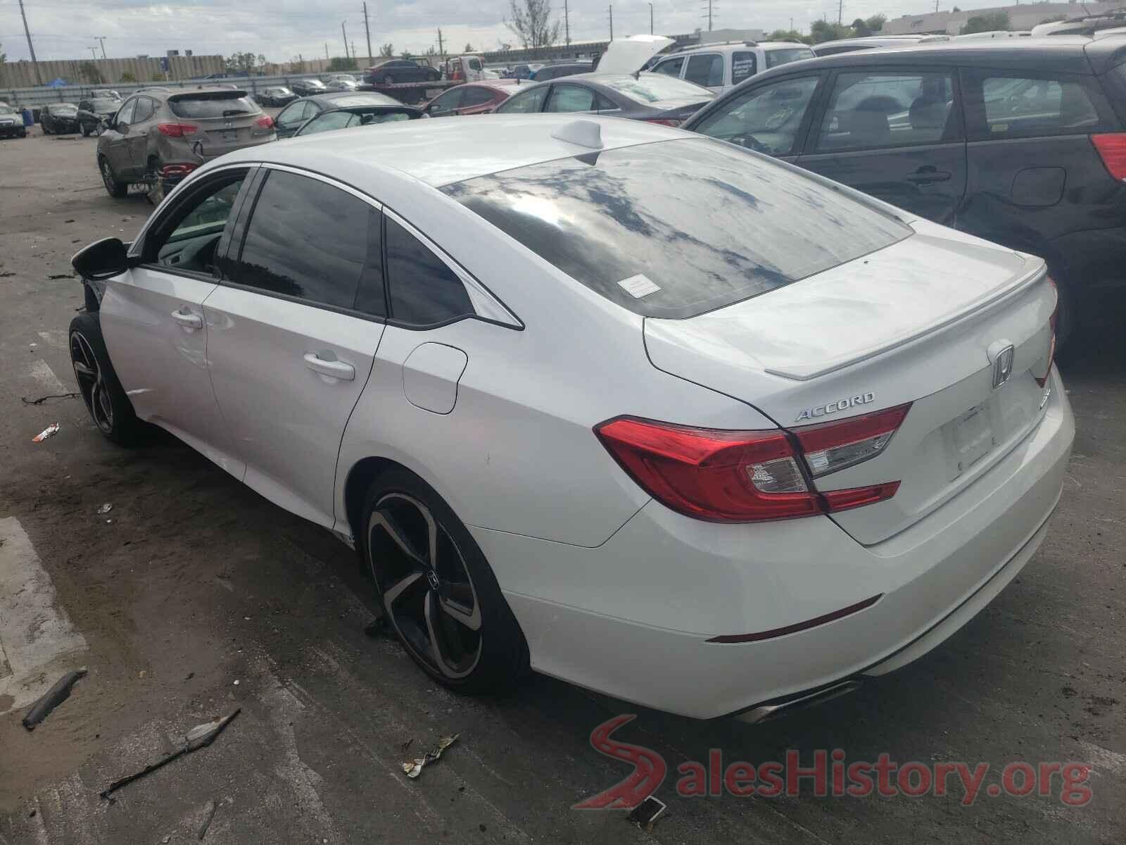 1HGCV1F32JA260659 2018 HONDA ACCORD