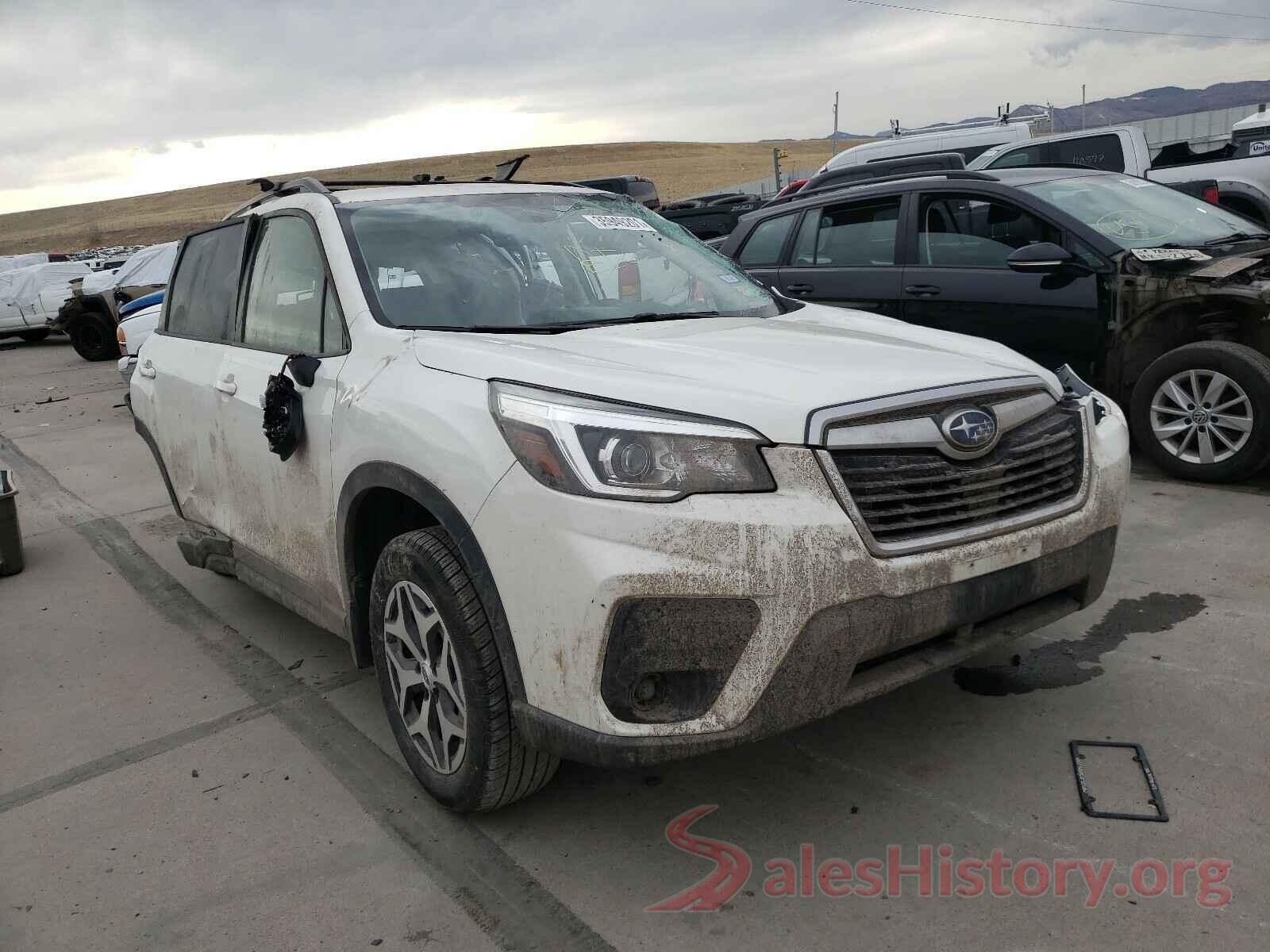 JF2SKAGC9KH590522 2019 SUBARU FORESTER