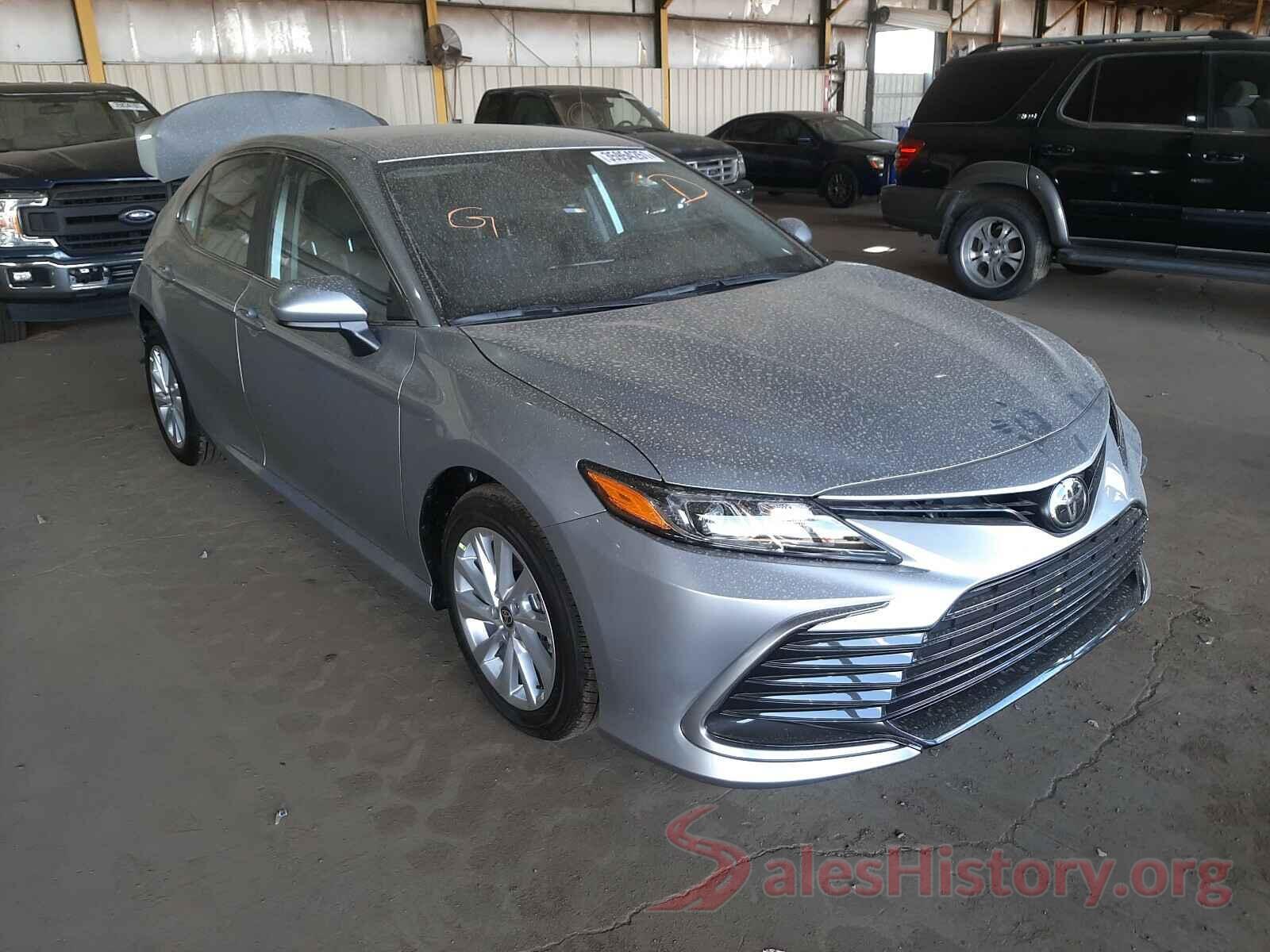 4T1C11AK0MU549661 2021 TOYOTA CAMRY