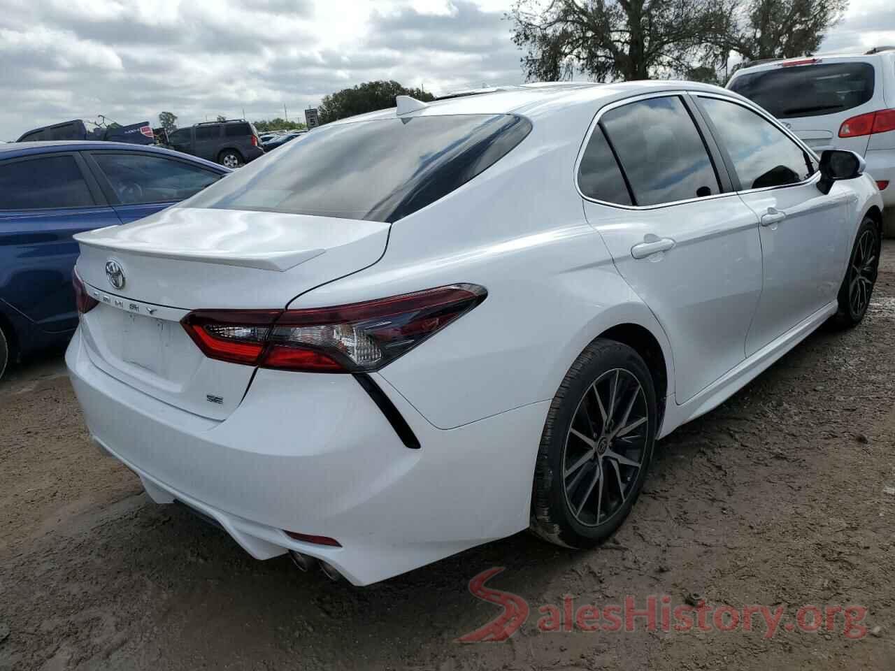 4T1G11AK6MU569219 2021 TOYOTA CAMRY