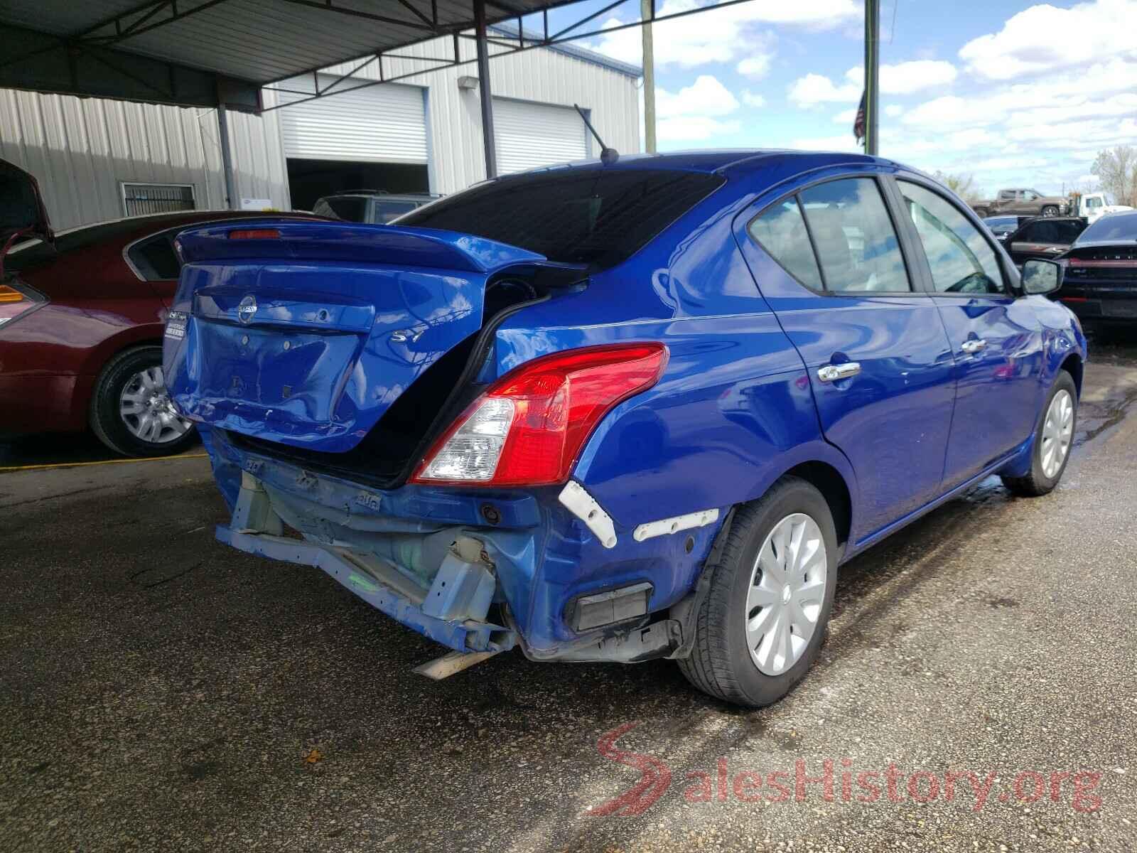 3N1CN7AP7HL828440 2017 NISSAN VERSA