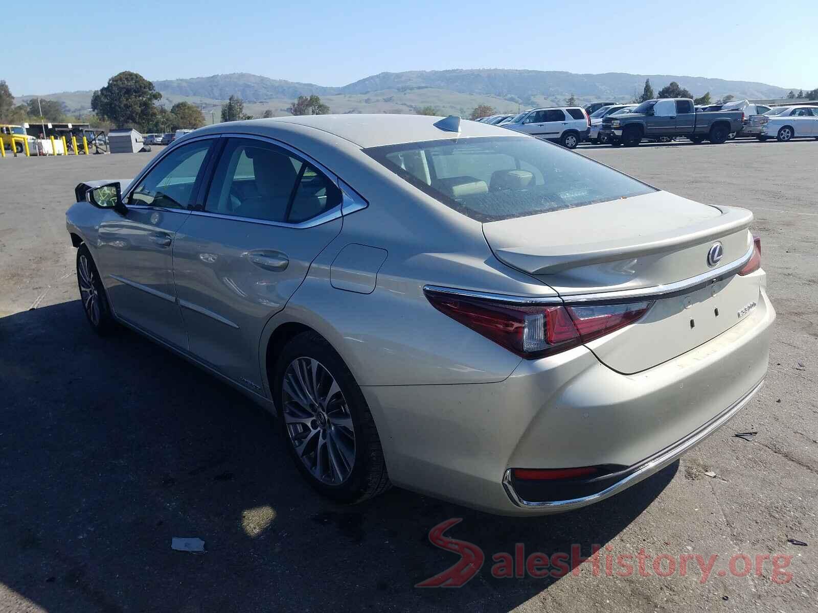 58AD21B19LU011748 2020 LEXUS ES300