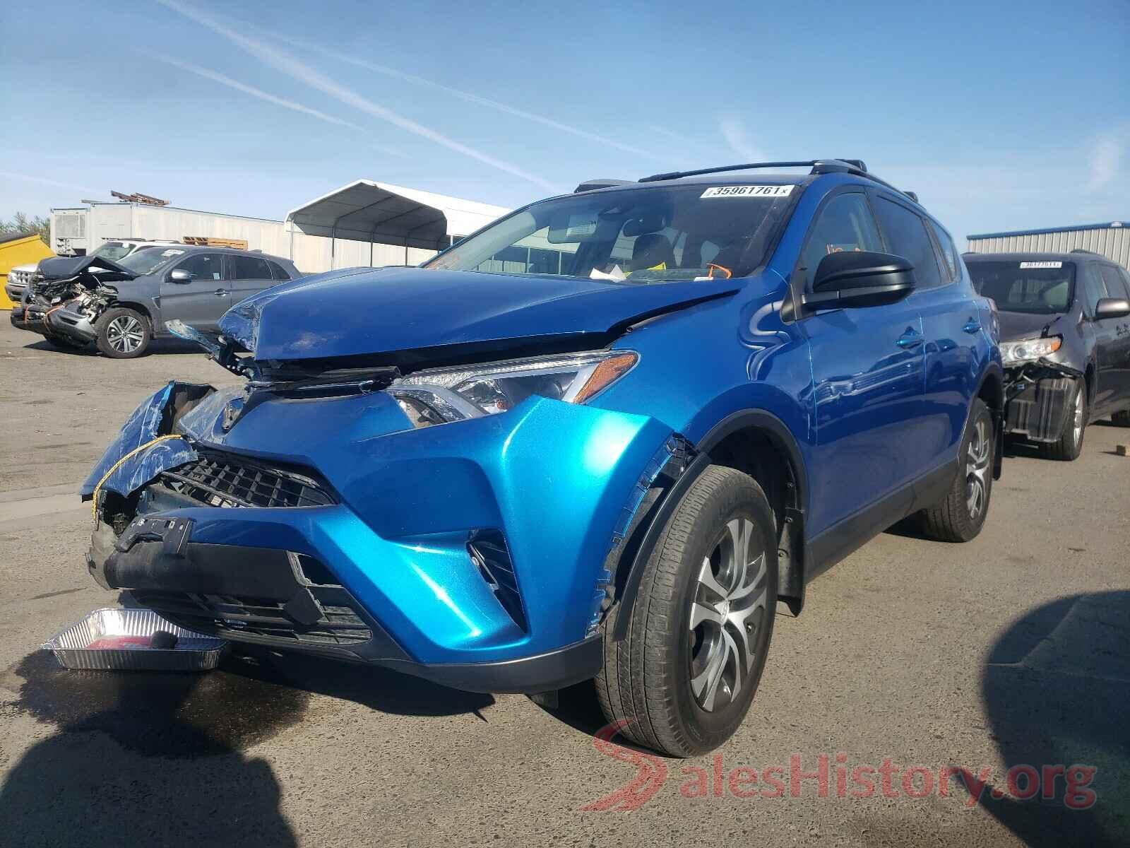 JTMZFREV3JJ210425 2018 TOYOTA RAV4